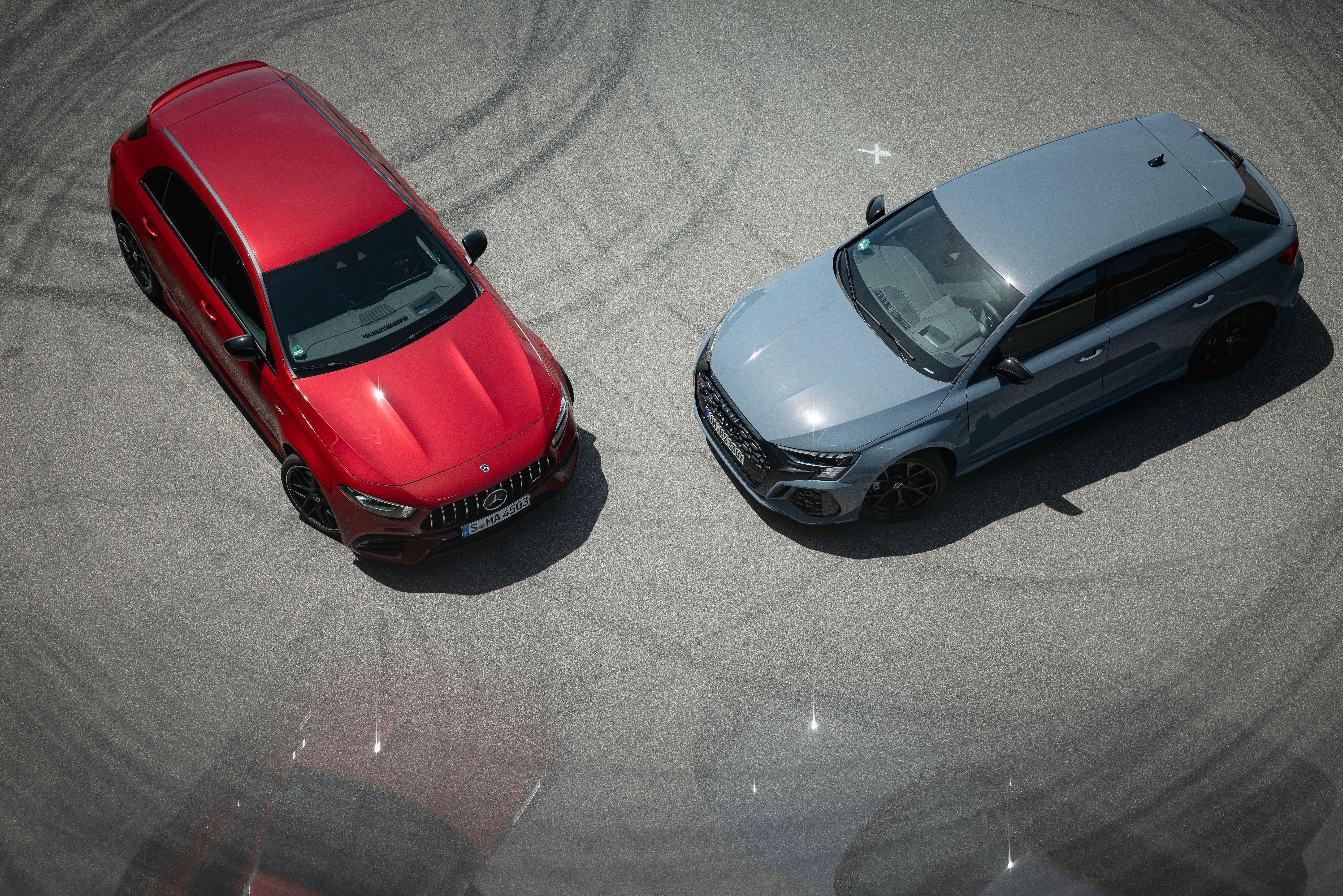 Audi RS 3 Performance vs Mercedes-AMG A45 S
