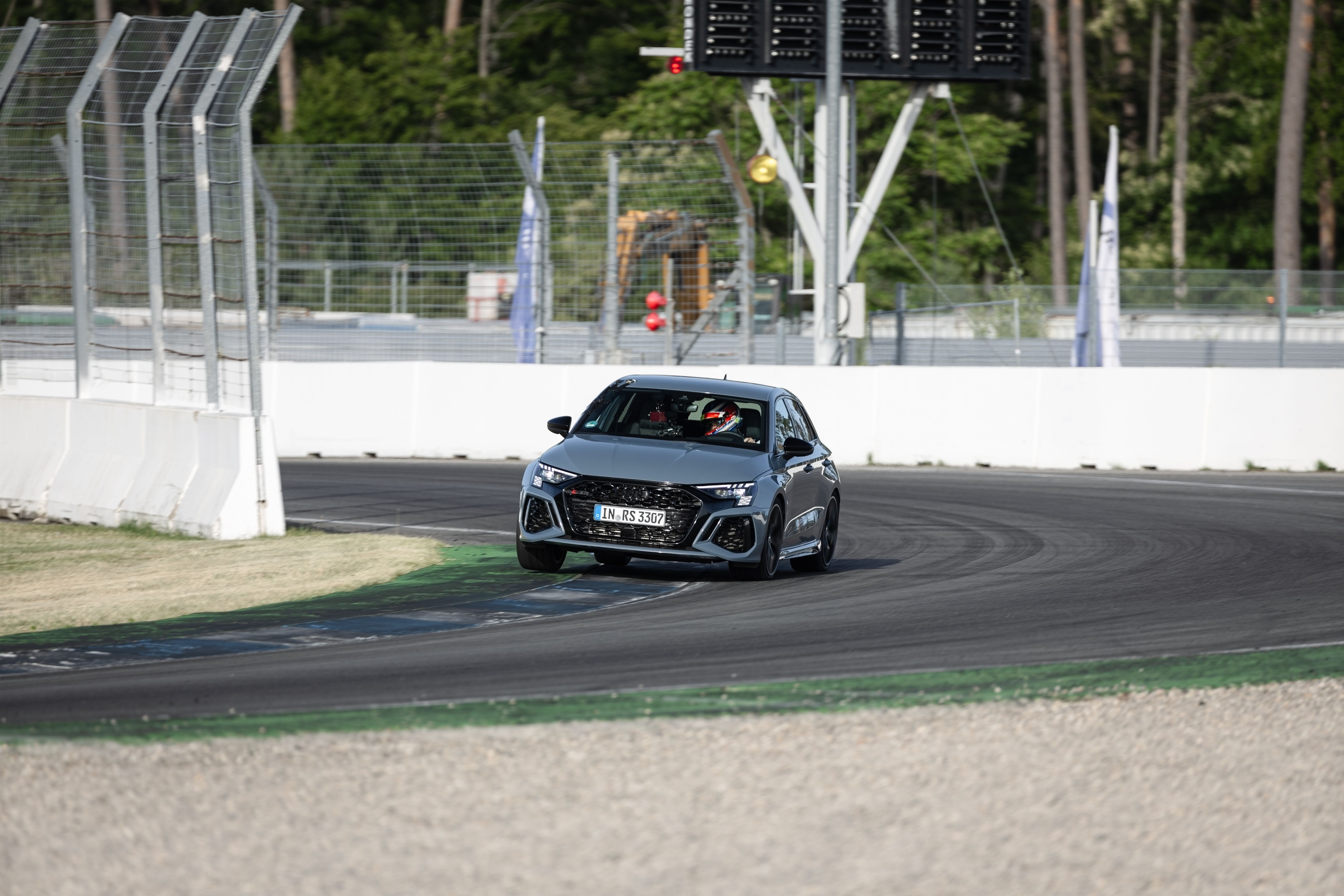 Audi RS 3 Performance vs Mercedes-AMG A45 S