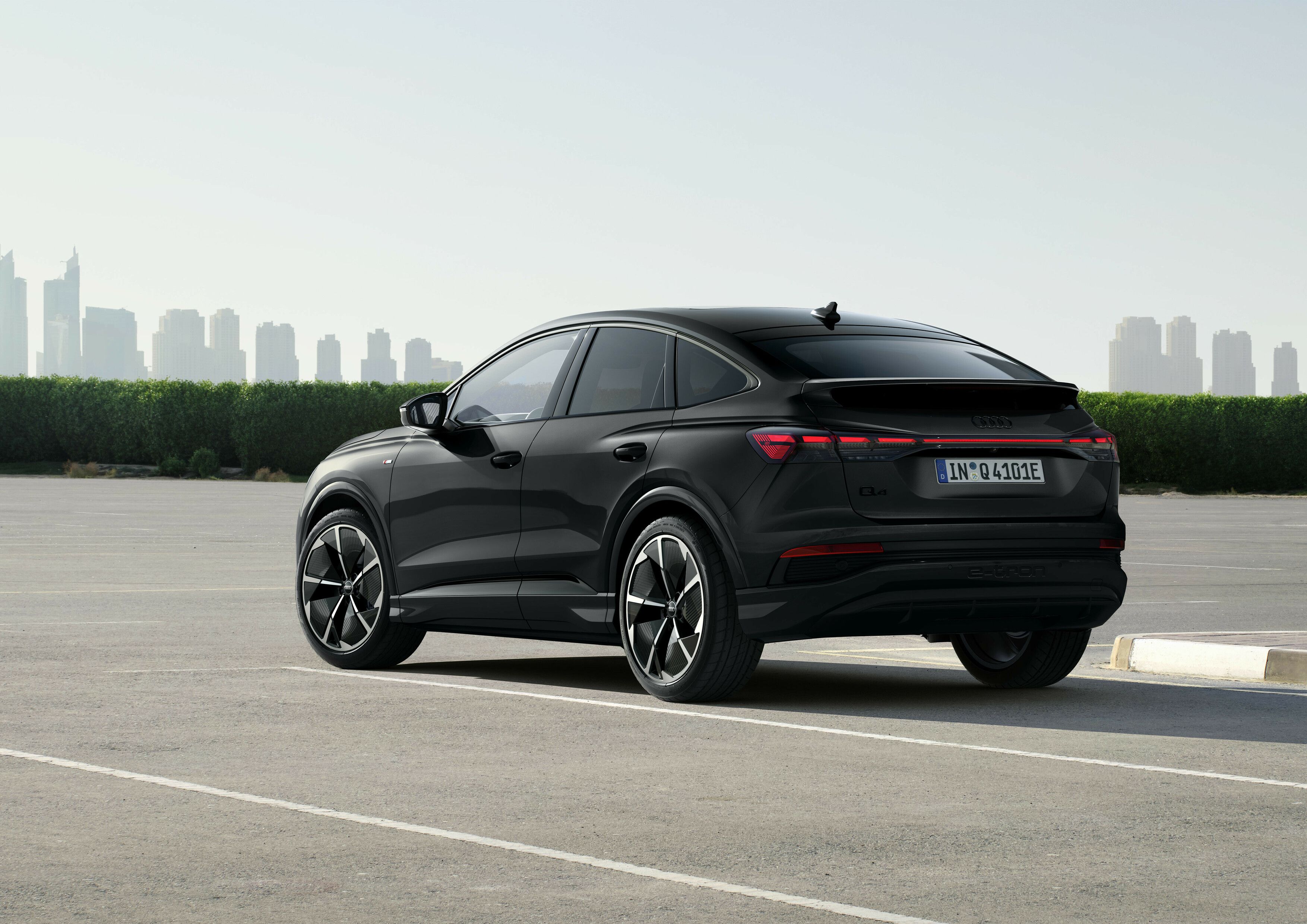 Audi Q4 e-tron 2024