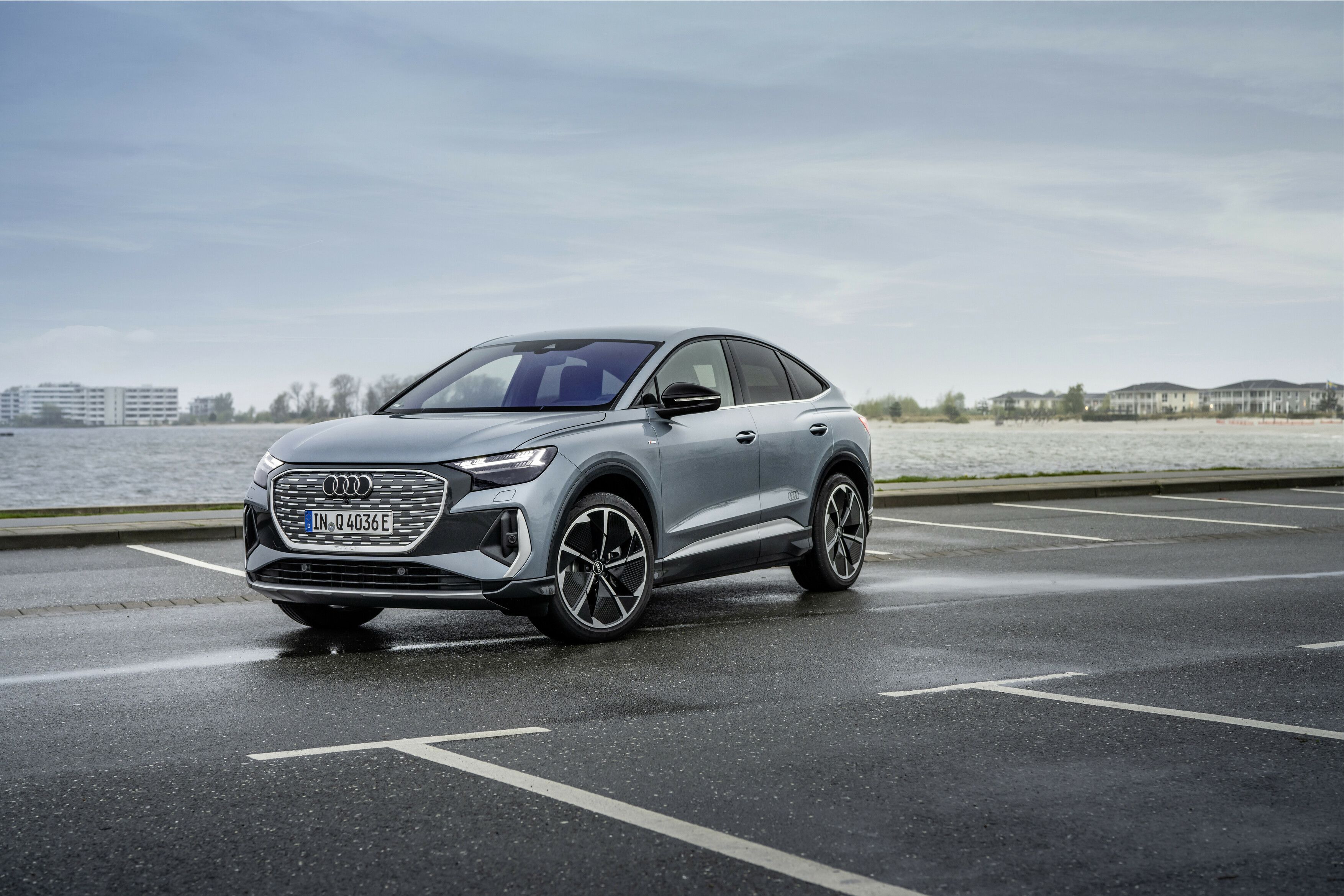 Audi Q4 e-tron 2024