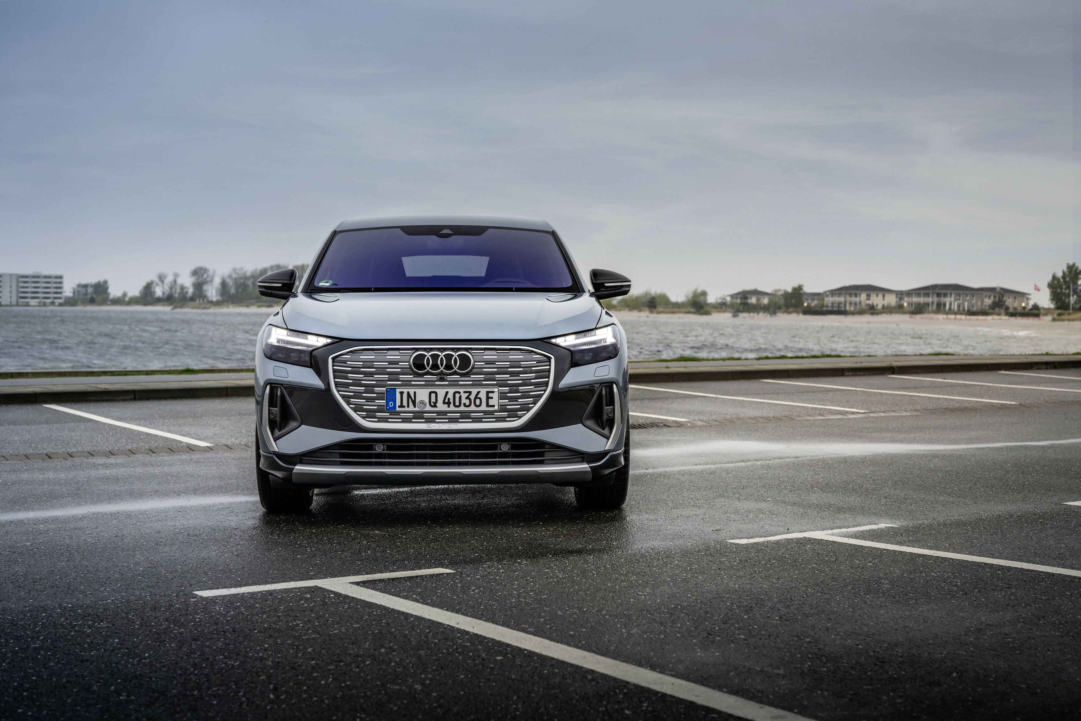 Audi Q4 e-tron 2024