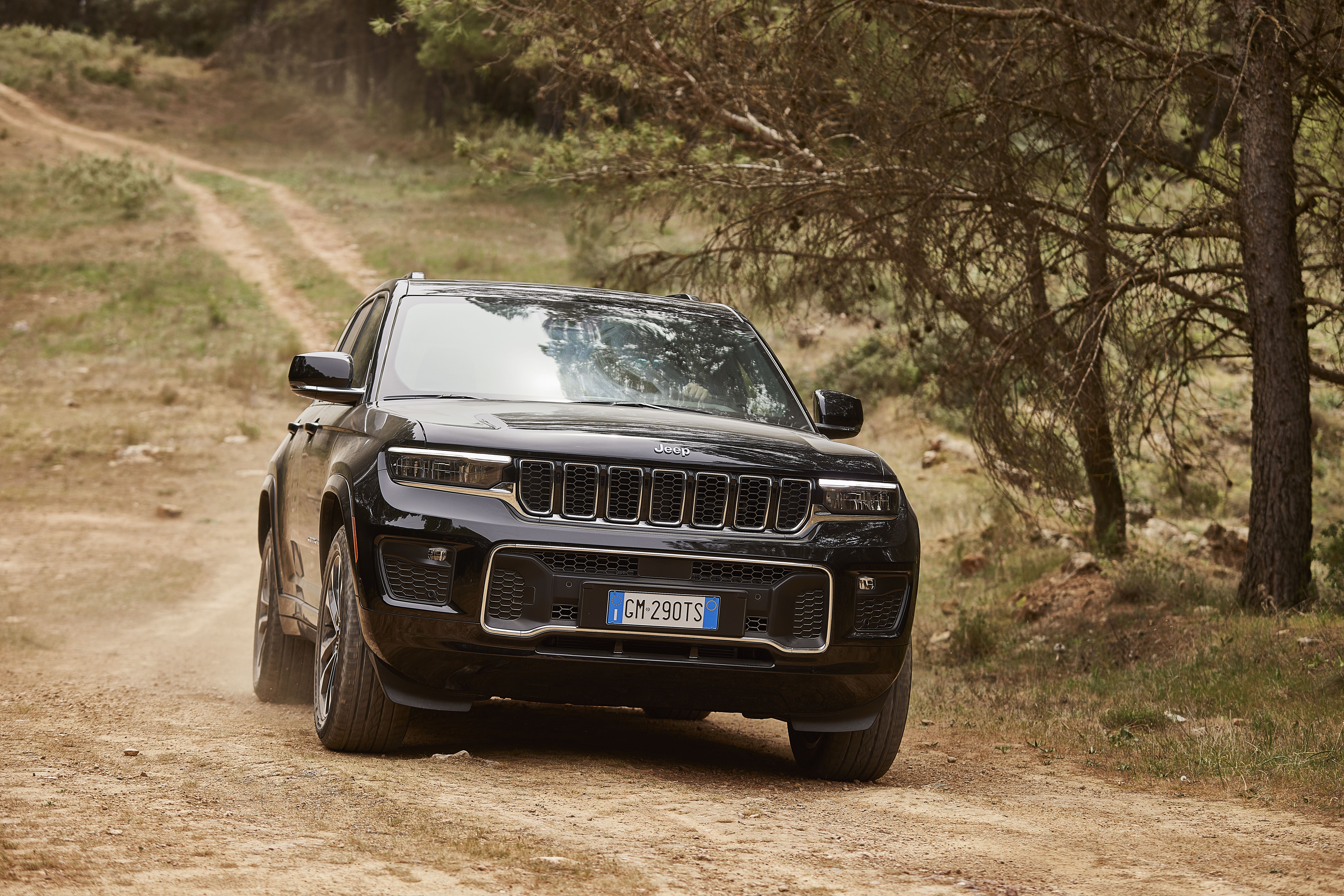 Jeep Grand Cherokee (3)