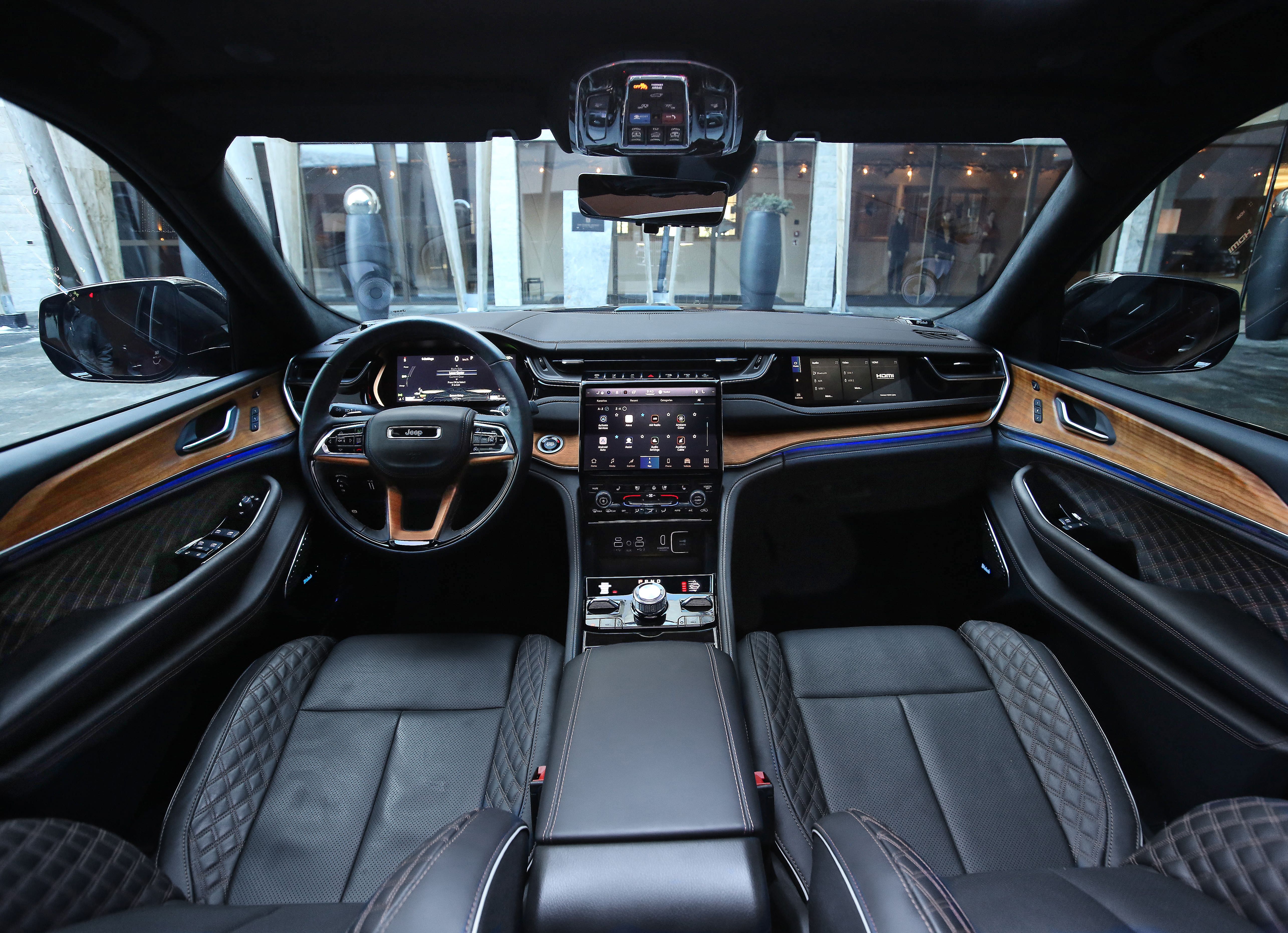 Jeep Grand Cherokee (5)