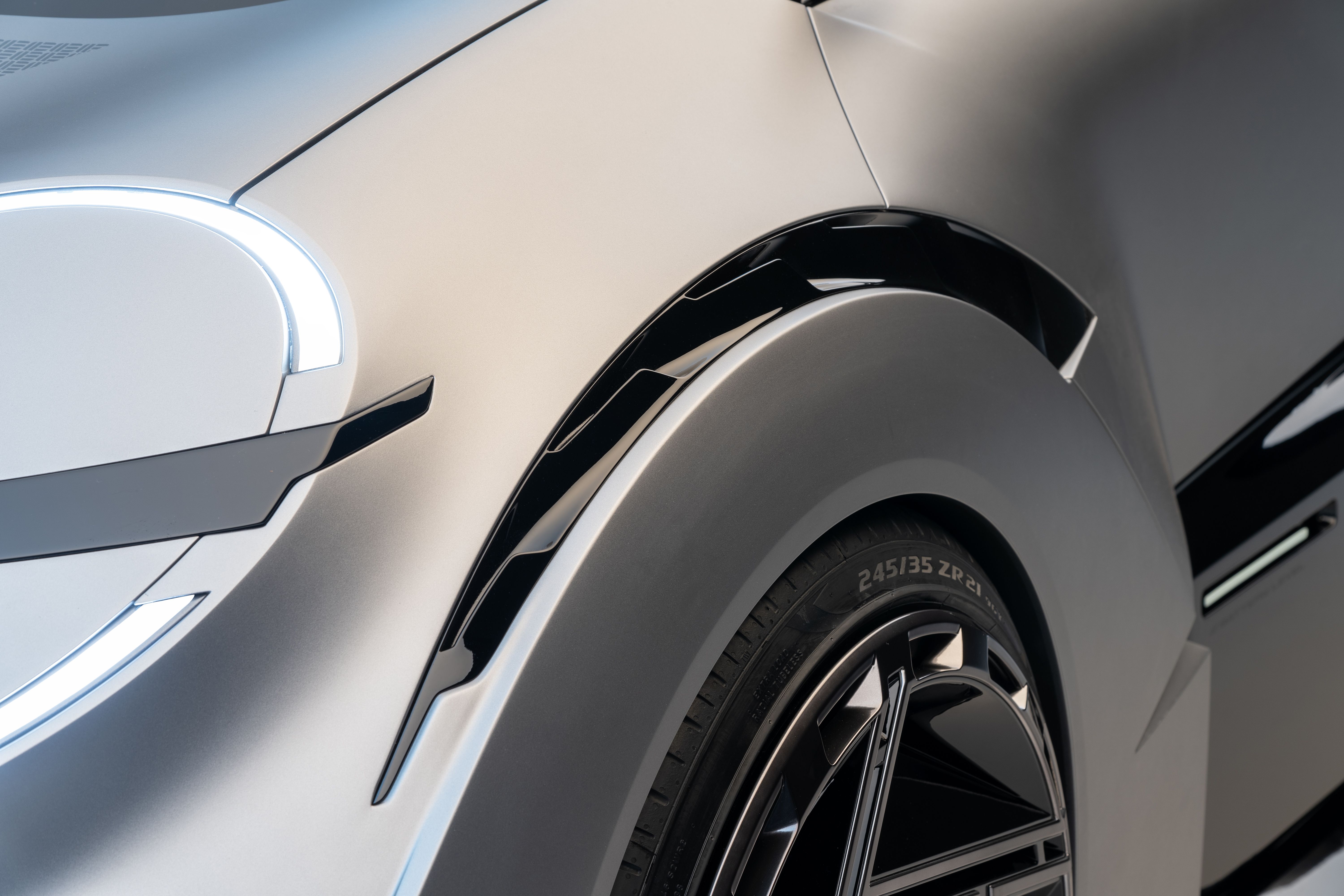 Nissan Concept 20-23
