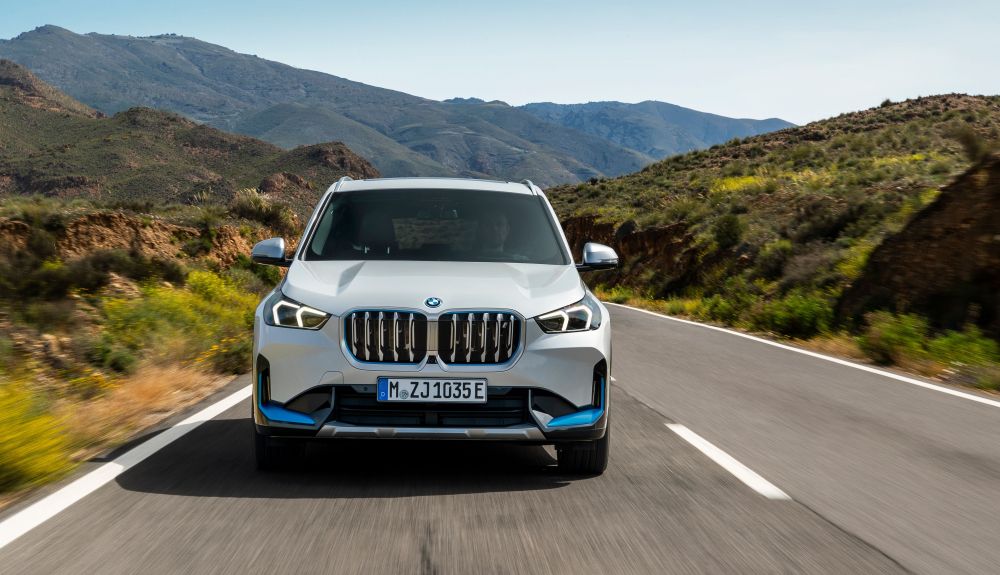 BMW iX1 