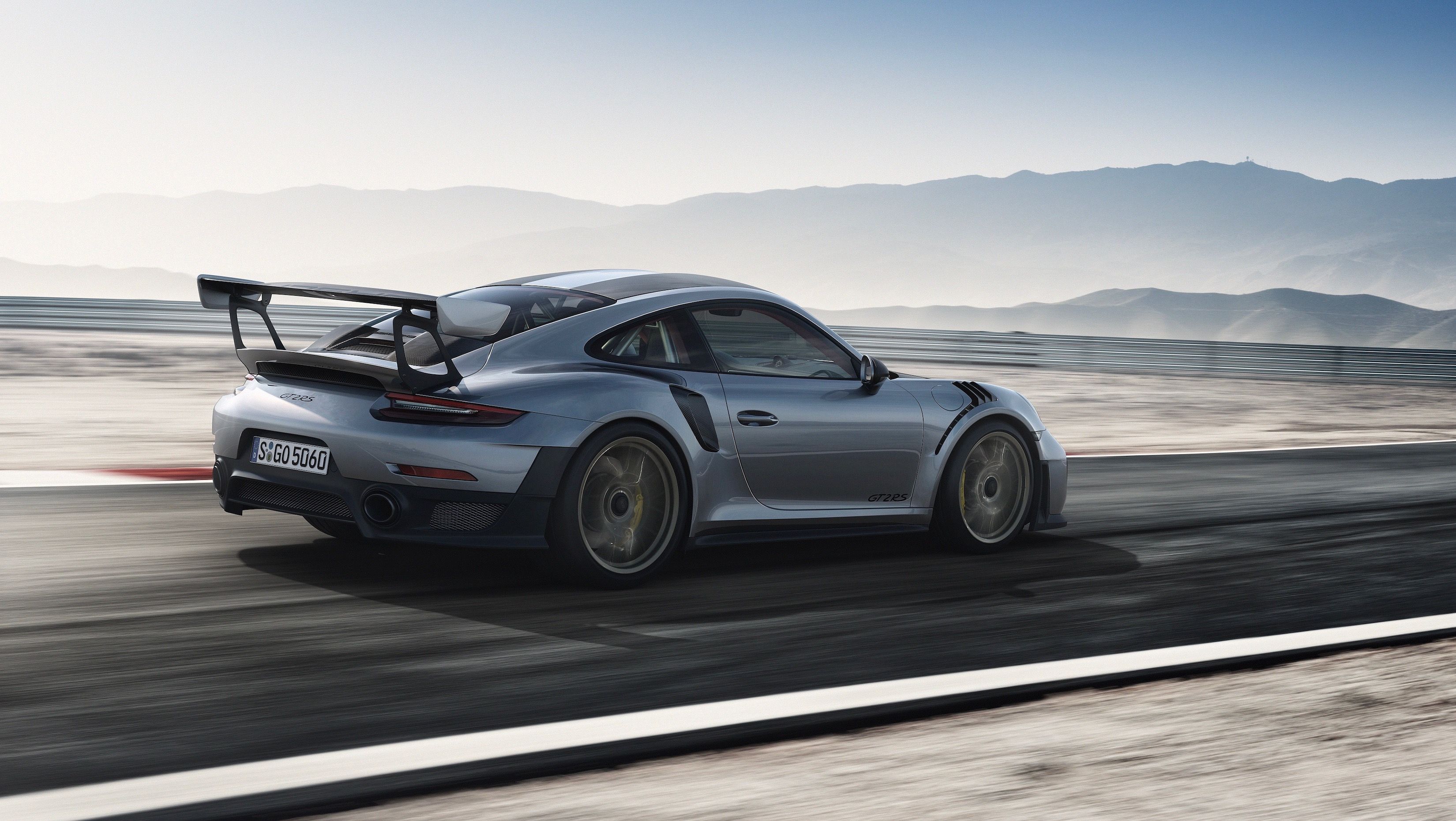 Tecnología híbrida para Porsche 911: de la competición a la serie, para un coche inmortal