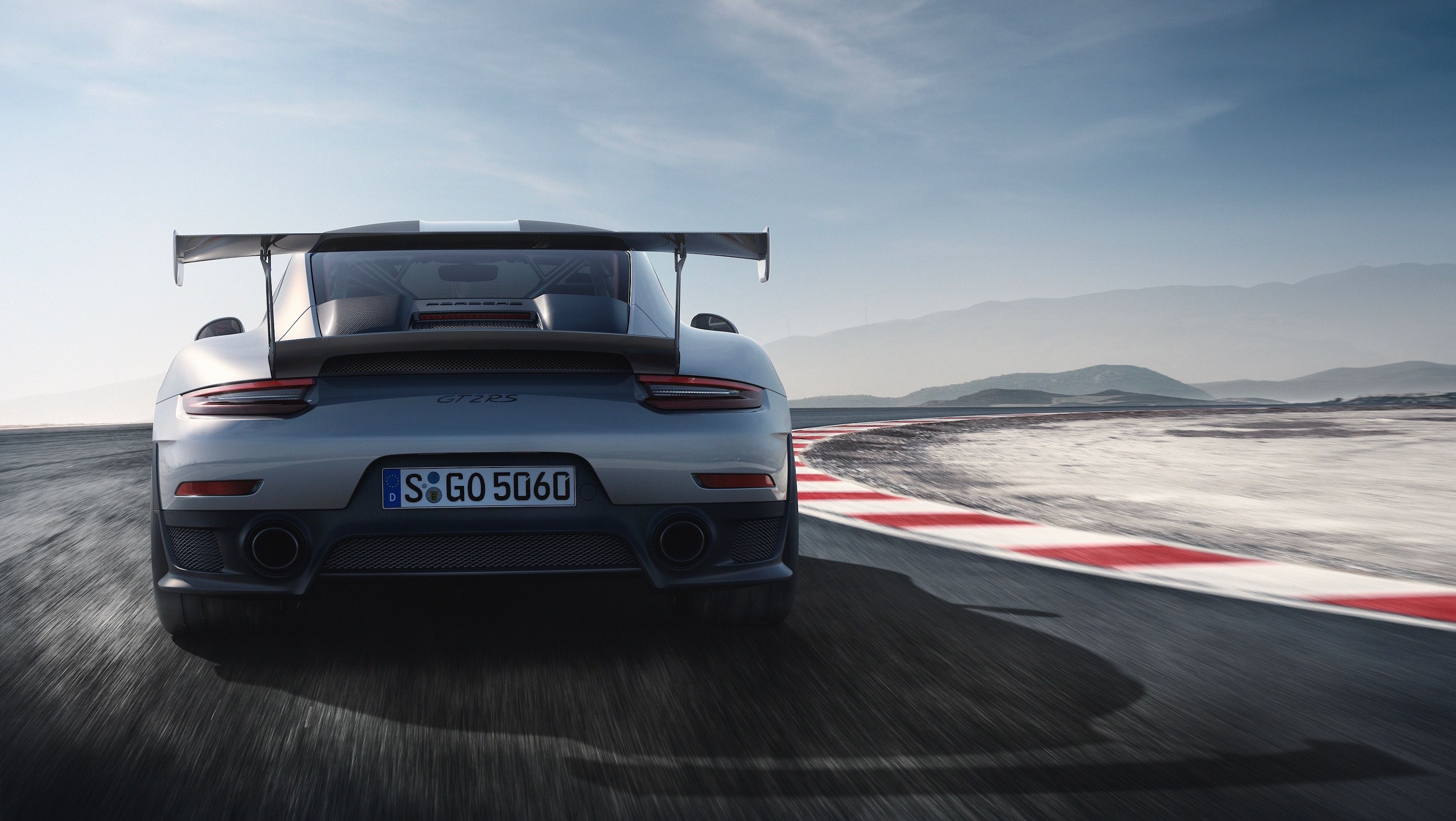 Tecnología híbrida para Porsche 911: de la competición a la serie, para un coche inmortal
