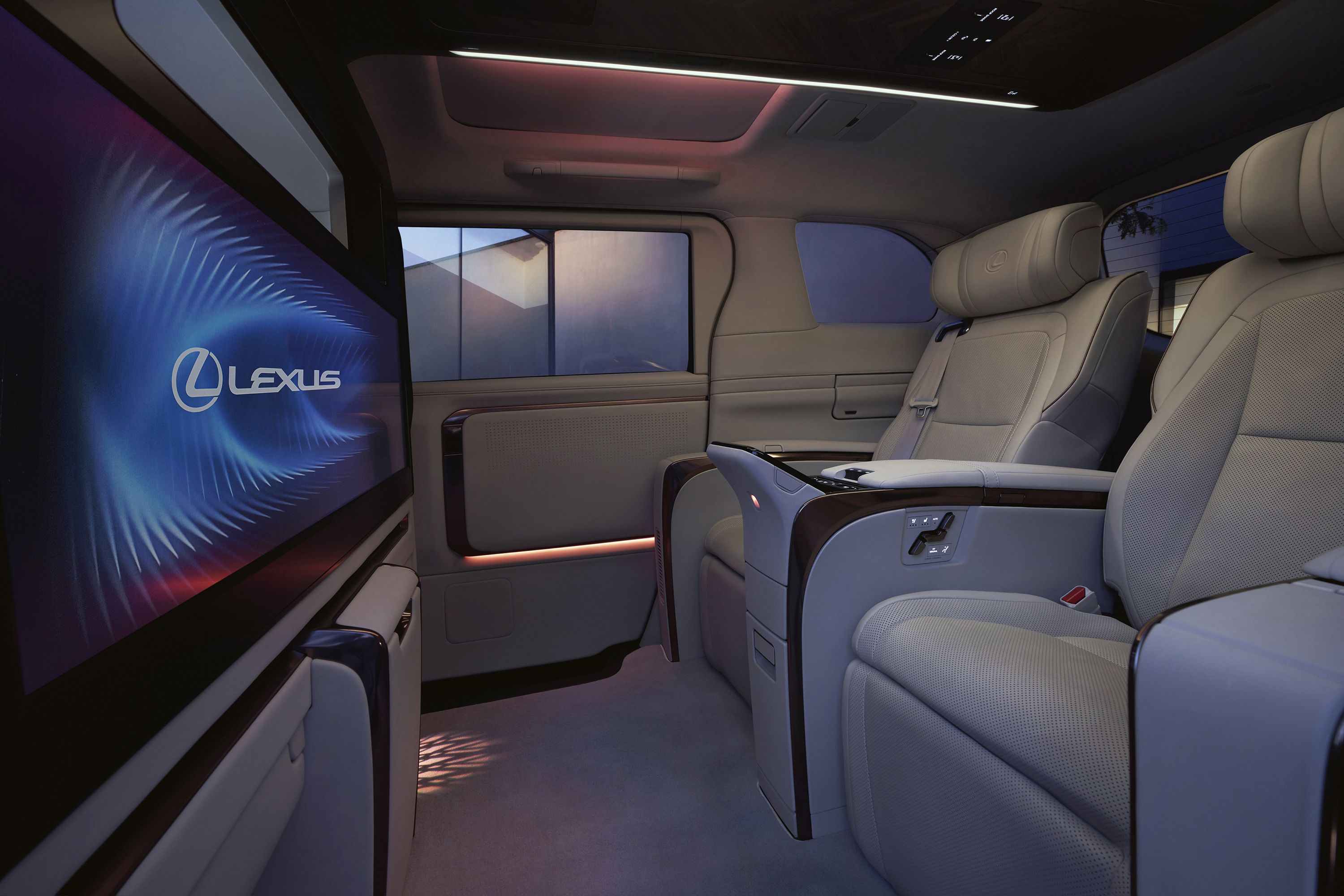 Nuevo Lexus LM