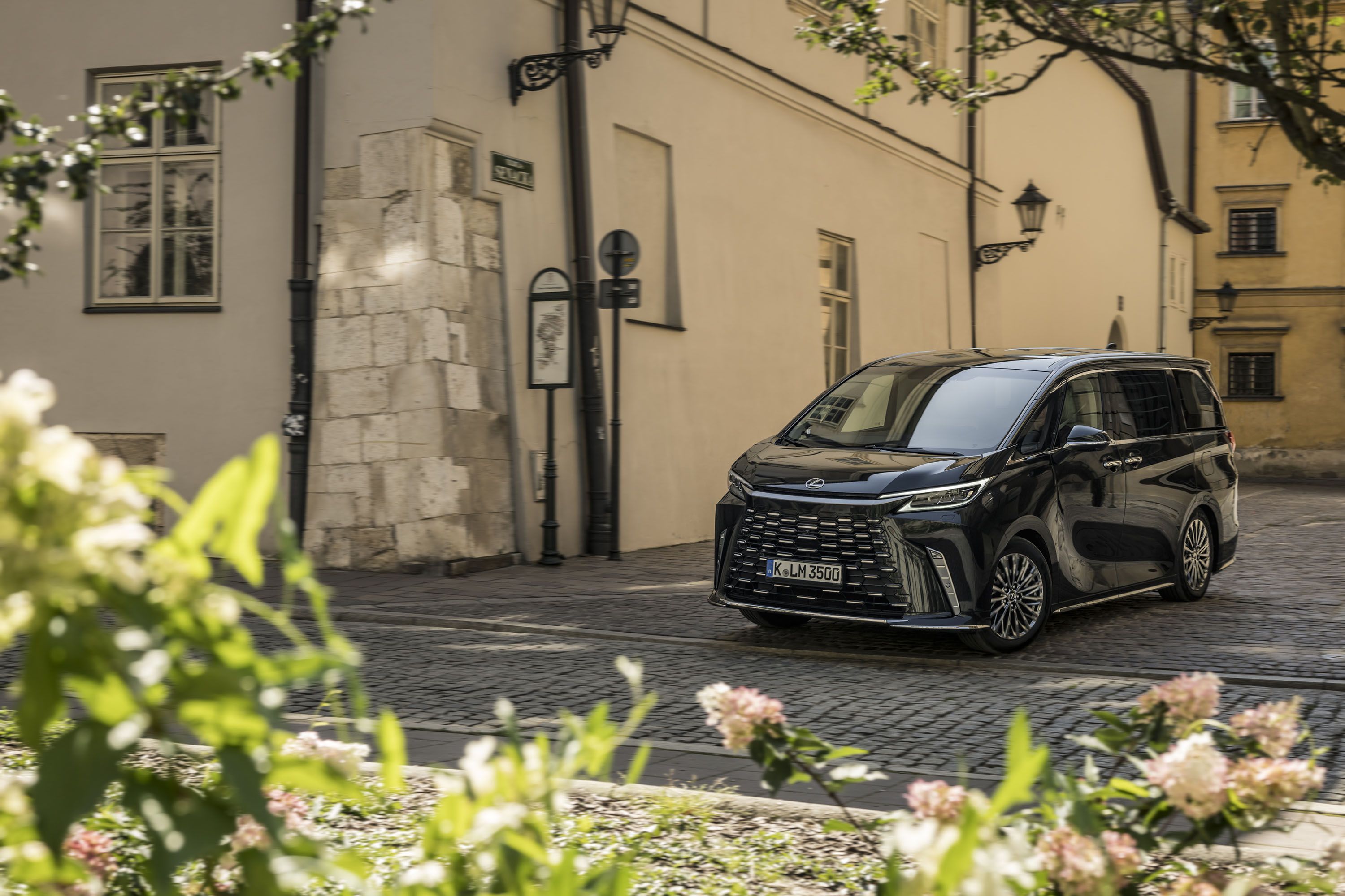 Nuevo Lexus LM