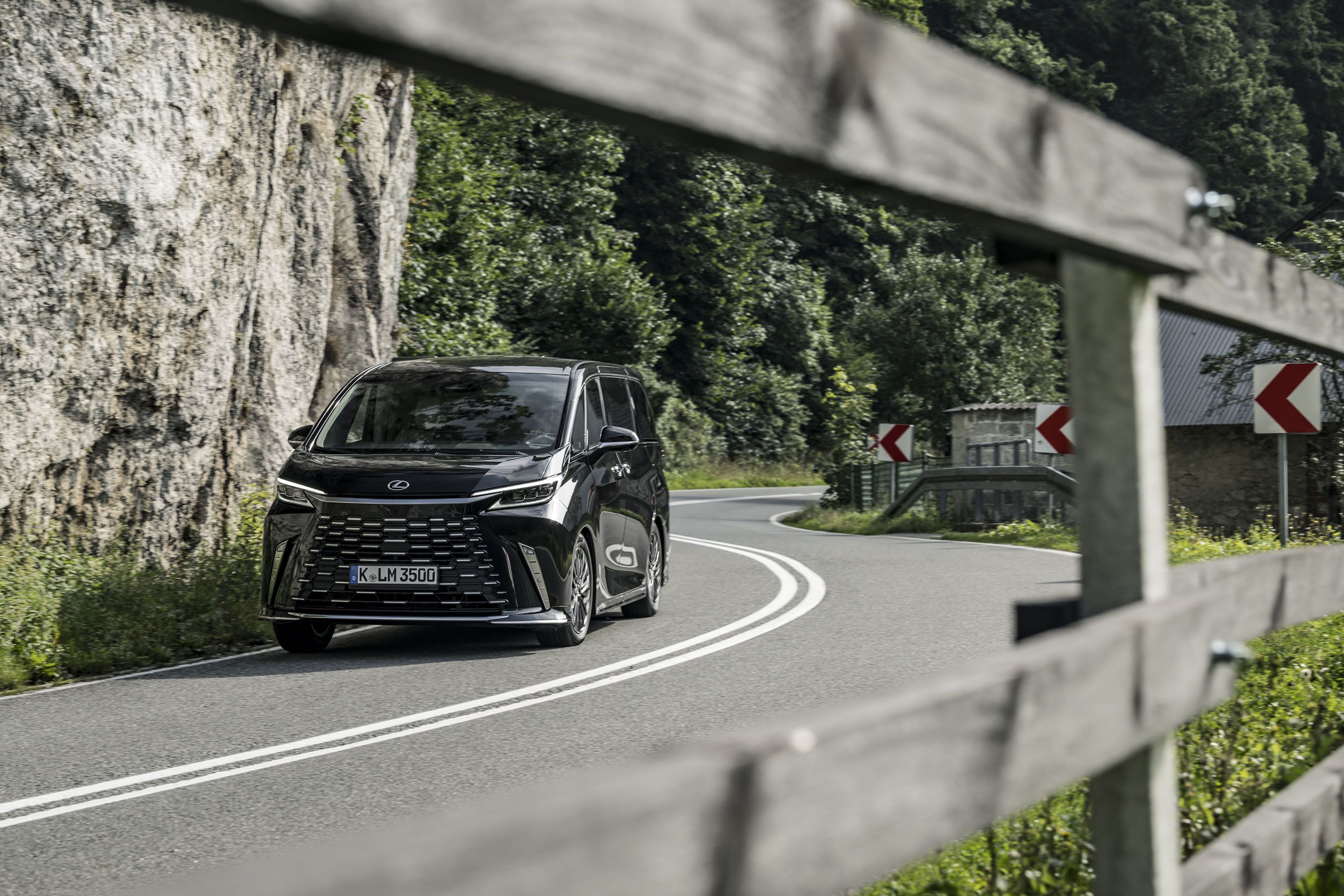 Nuevo Lexus LM
