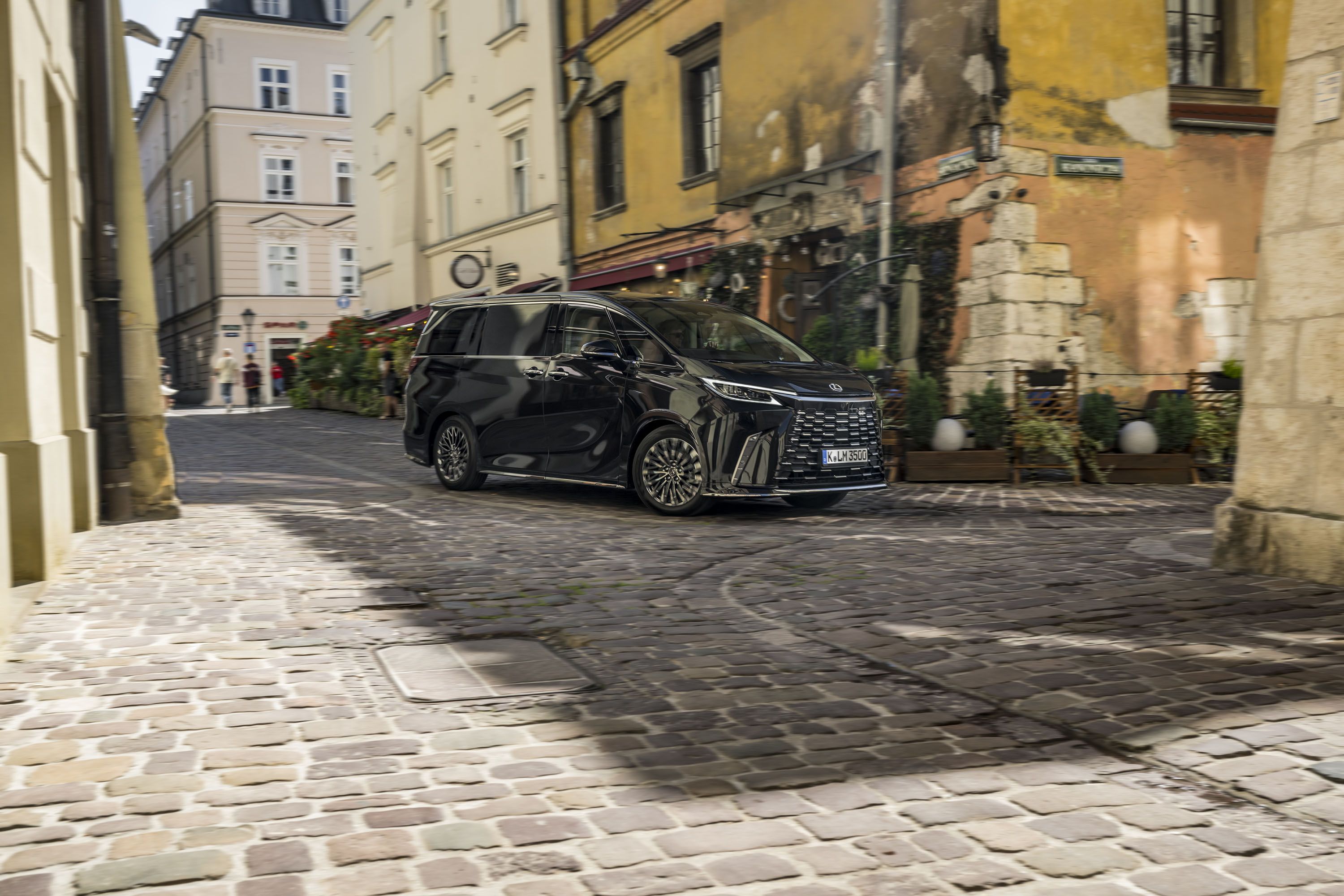 Nuevo Lexus LM