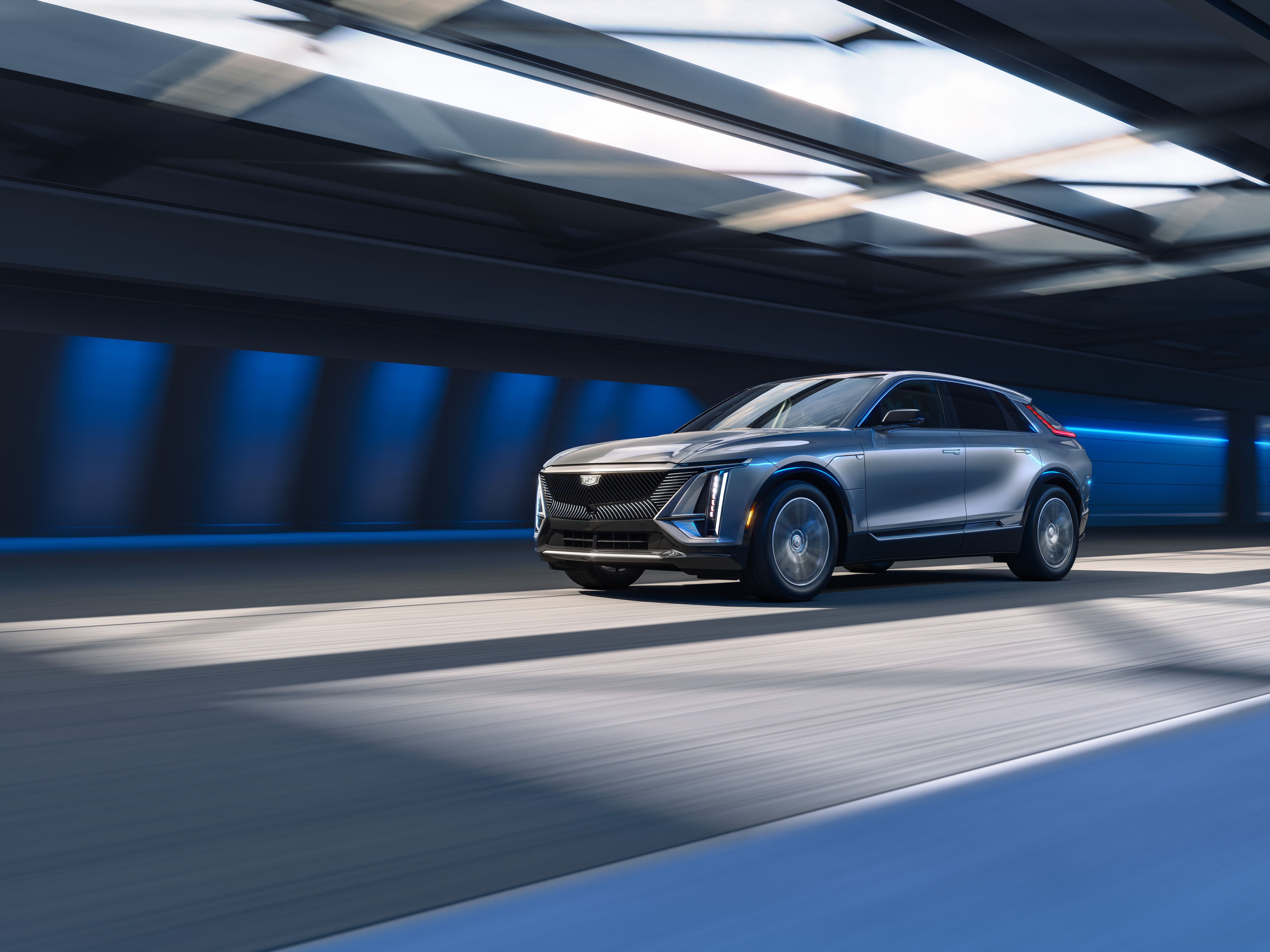 El Cadillac Lyriq 2024 es un enorme SUV eléctrico de lujo