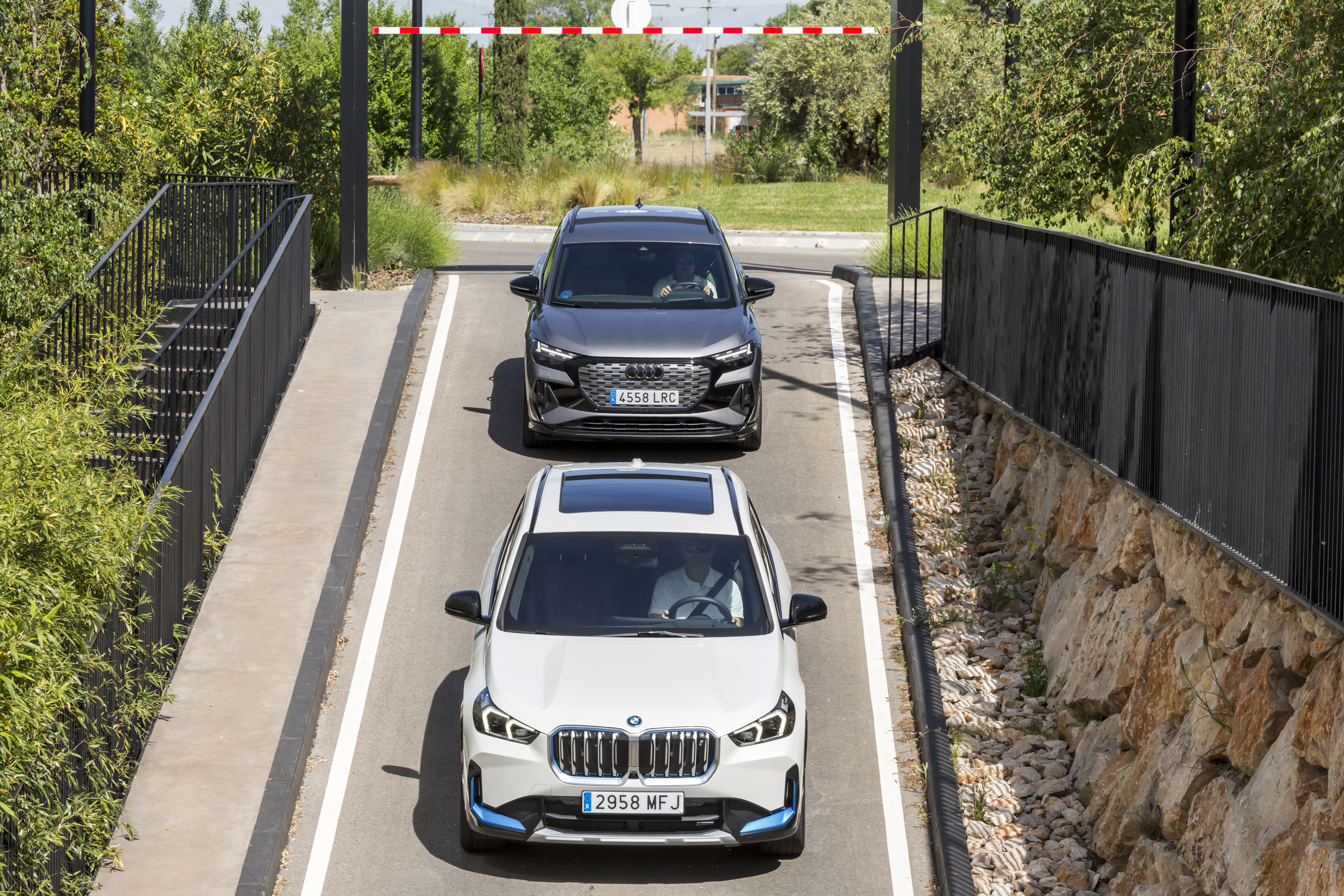 Audi Q4 e-tron 50 vs BMW iX1