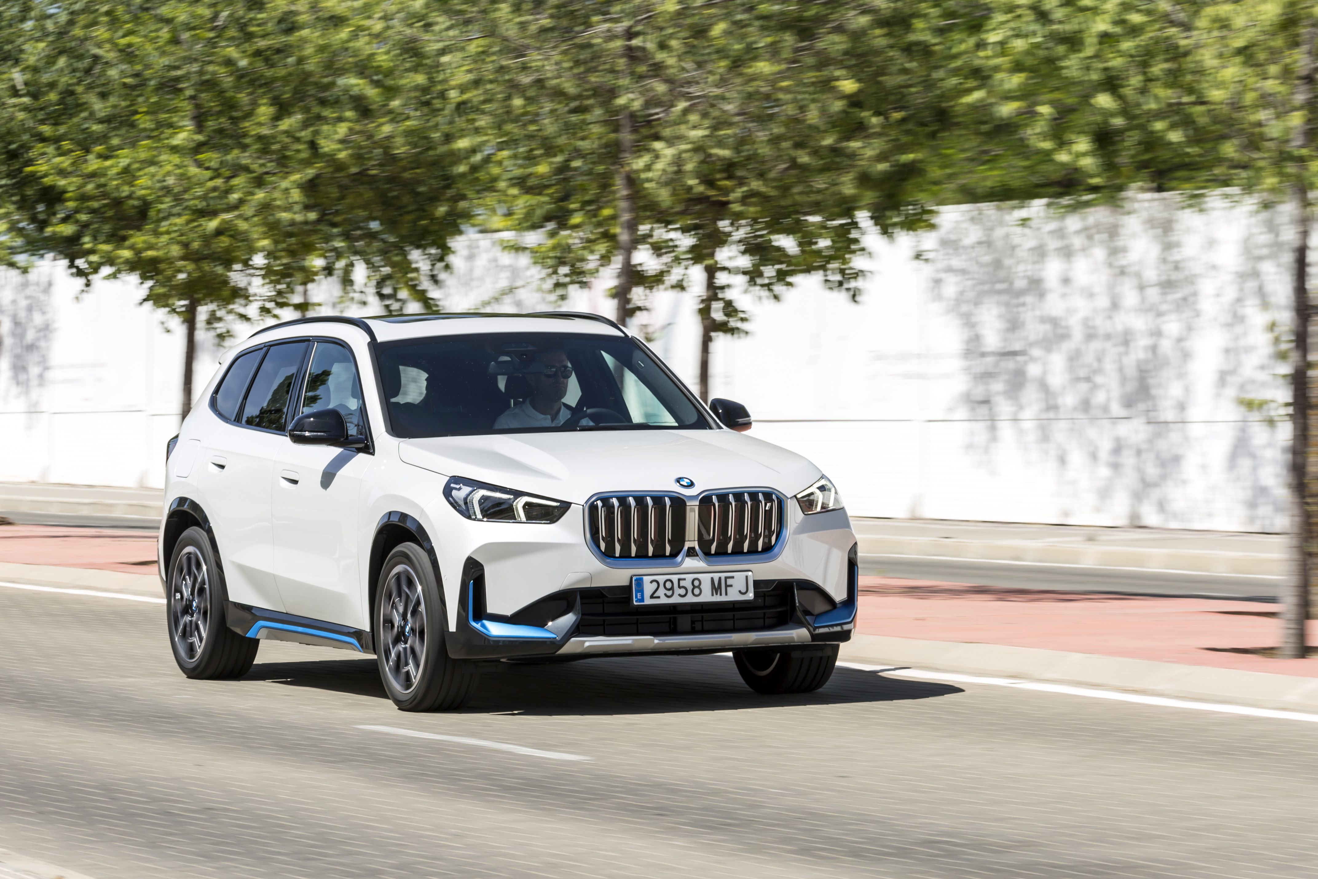 Audi Q4 e-tron 50 vs BMW iX1