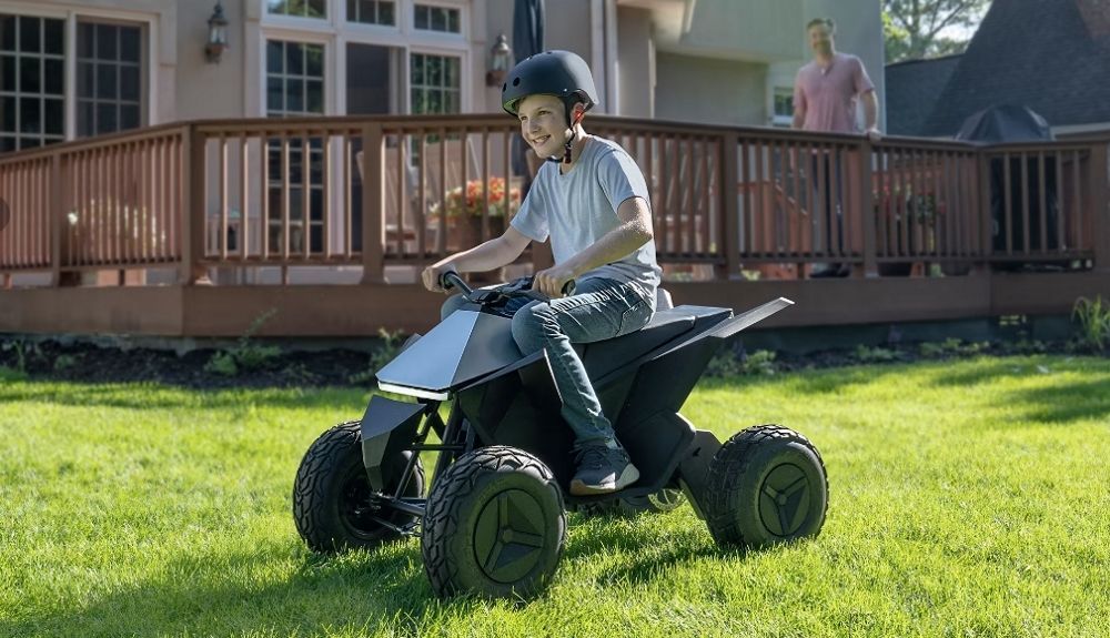 Tesla Cyberquad Tesla Cyberquad