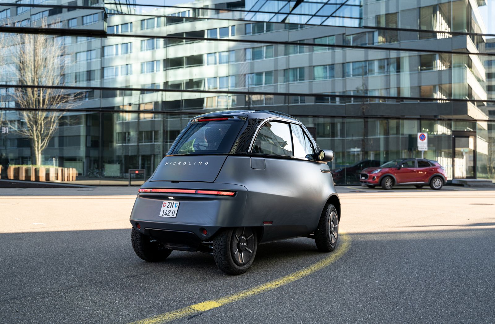 El nuevo Microlino, ya a la venta