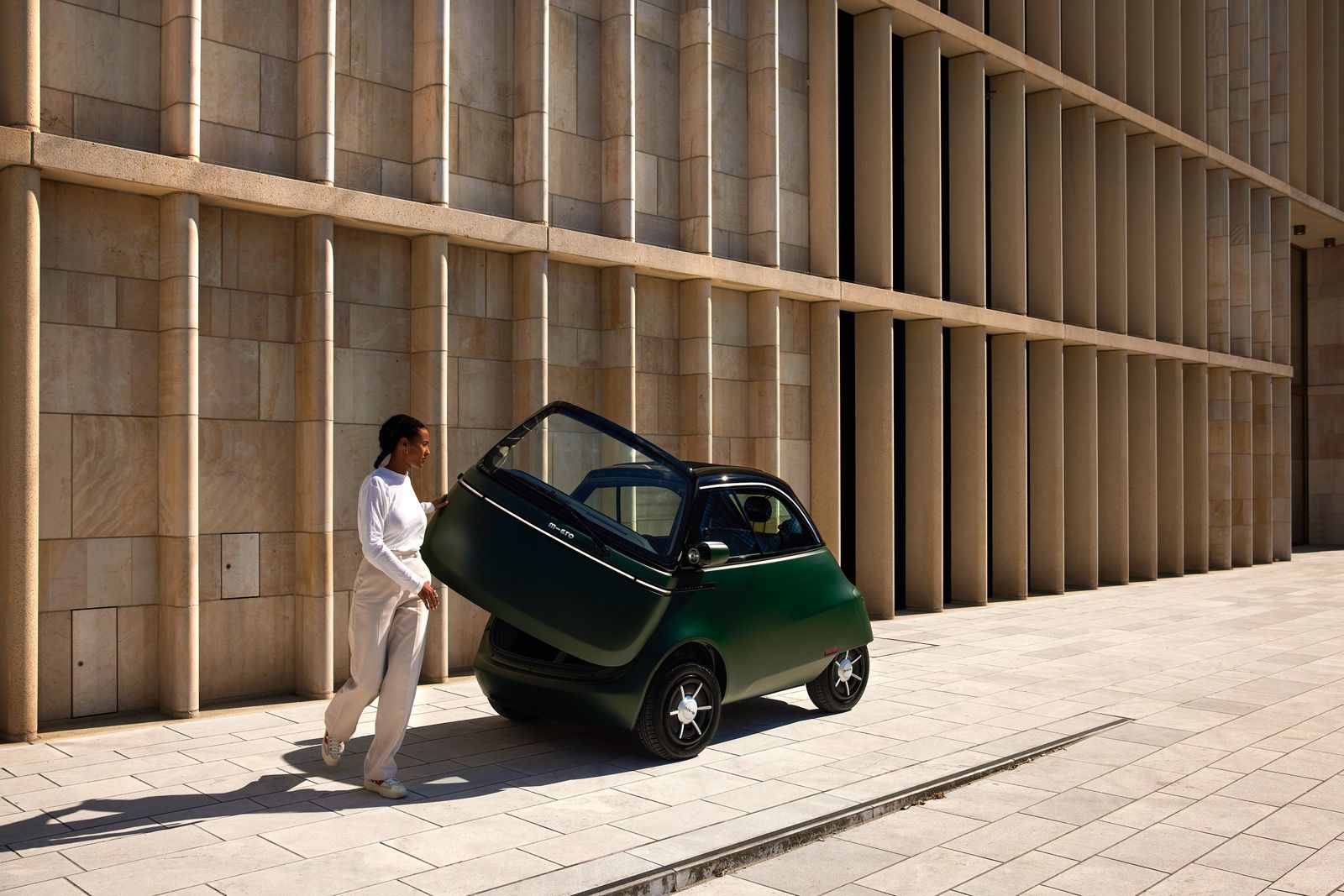 El nuevo Microlino, ya a la venta
