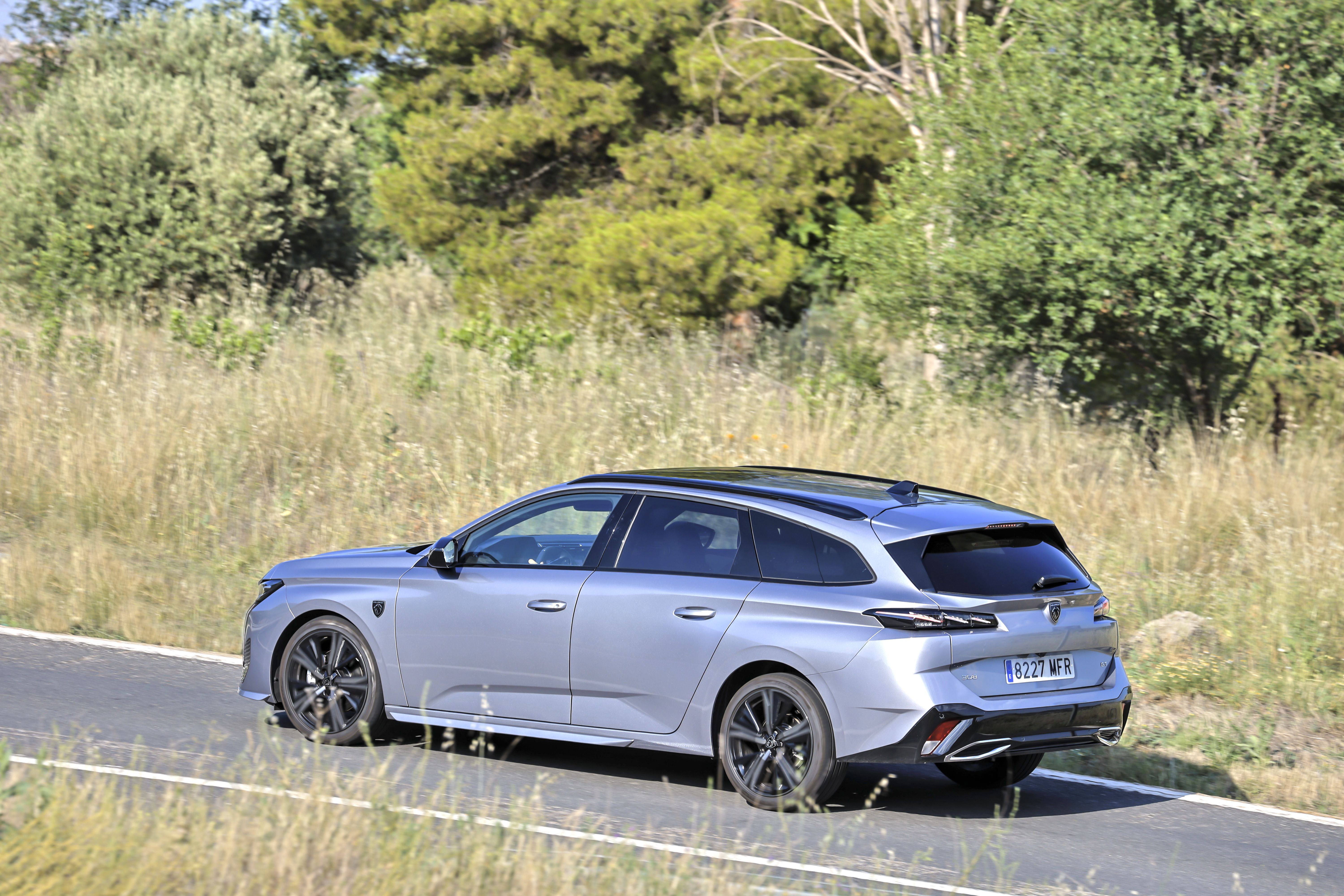 Peugeot 308 SW 1.5 BlueHDi EAT8