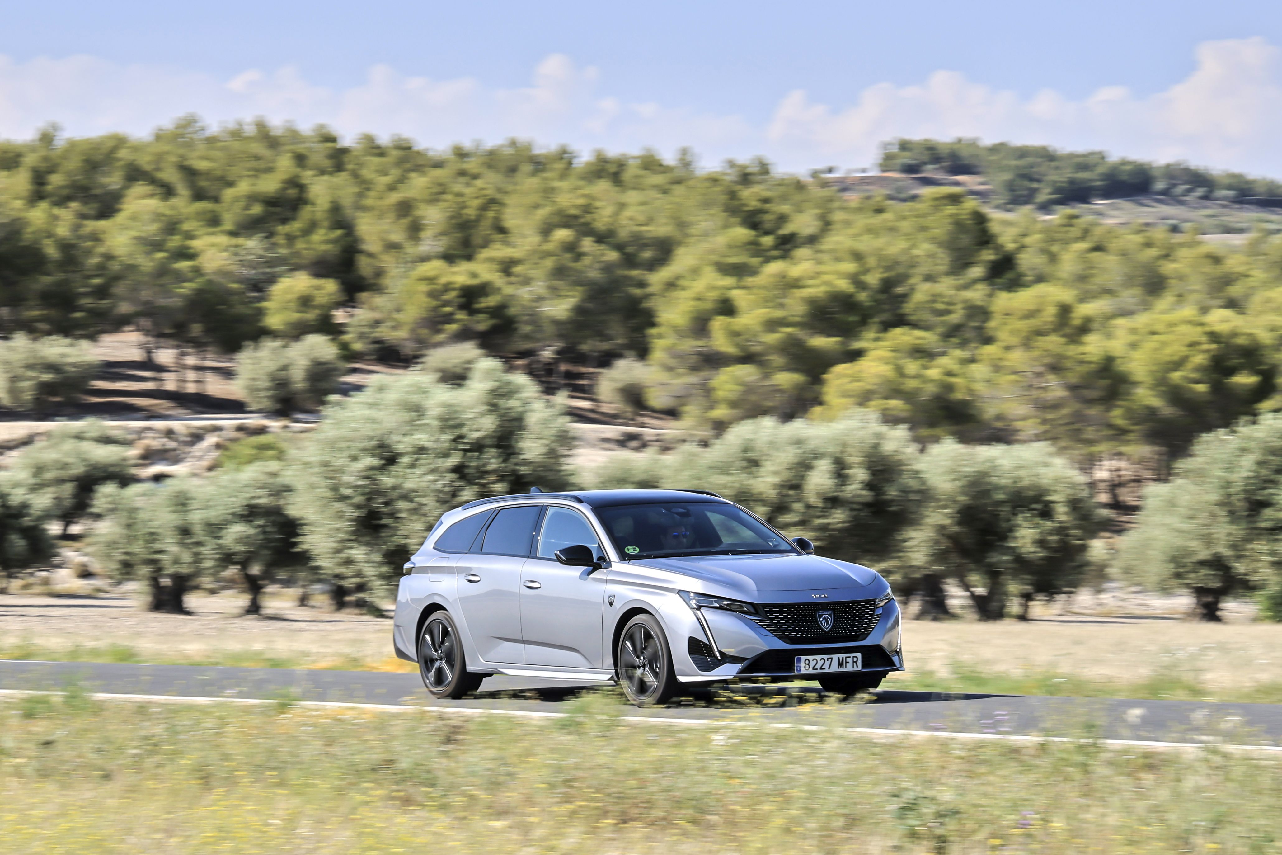 Peugeot 308 SW 1.5 BlueHDi EAT8