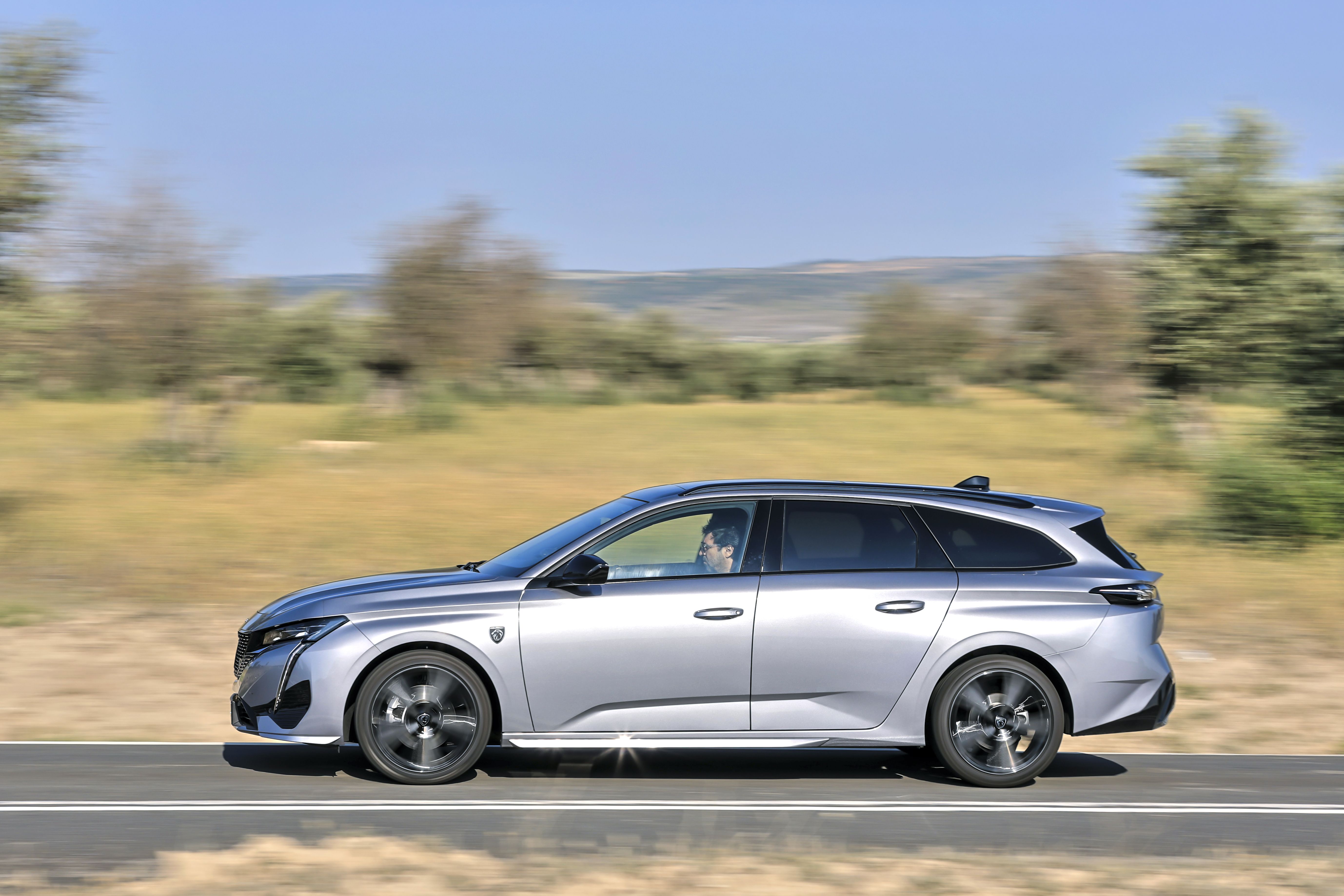 Peugeot 308 SW 1.5 BlueHDi EAT8
