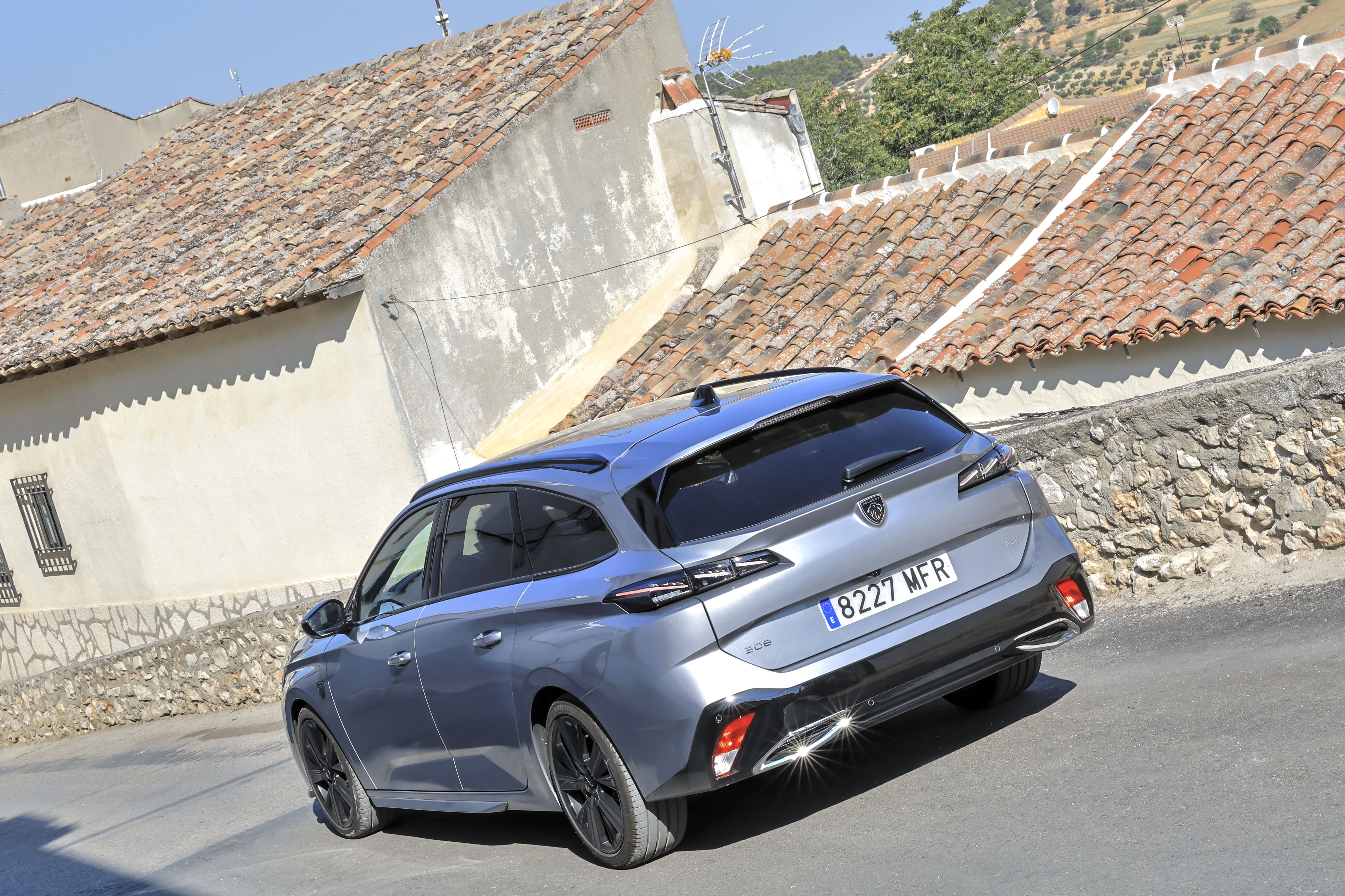 Peugeot 308 SW 1.5 BlueHDi EAT8
