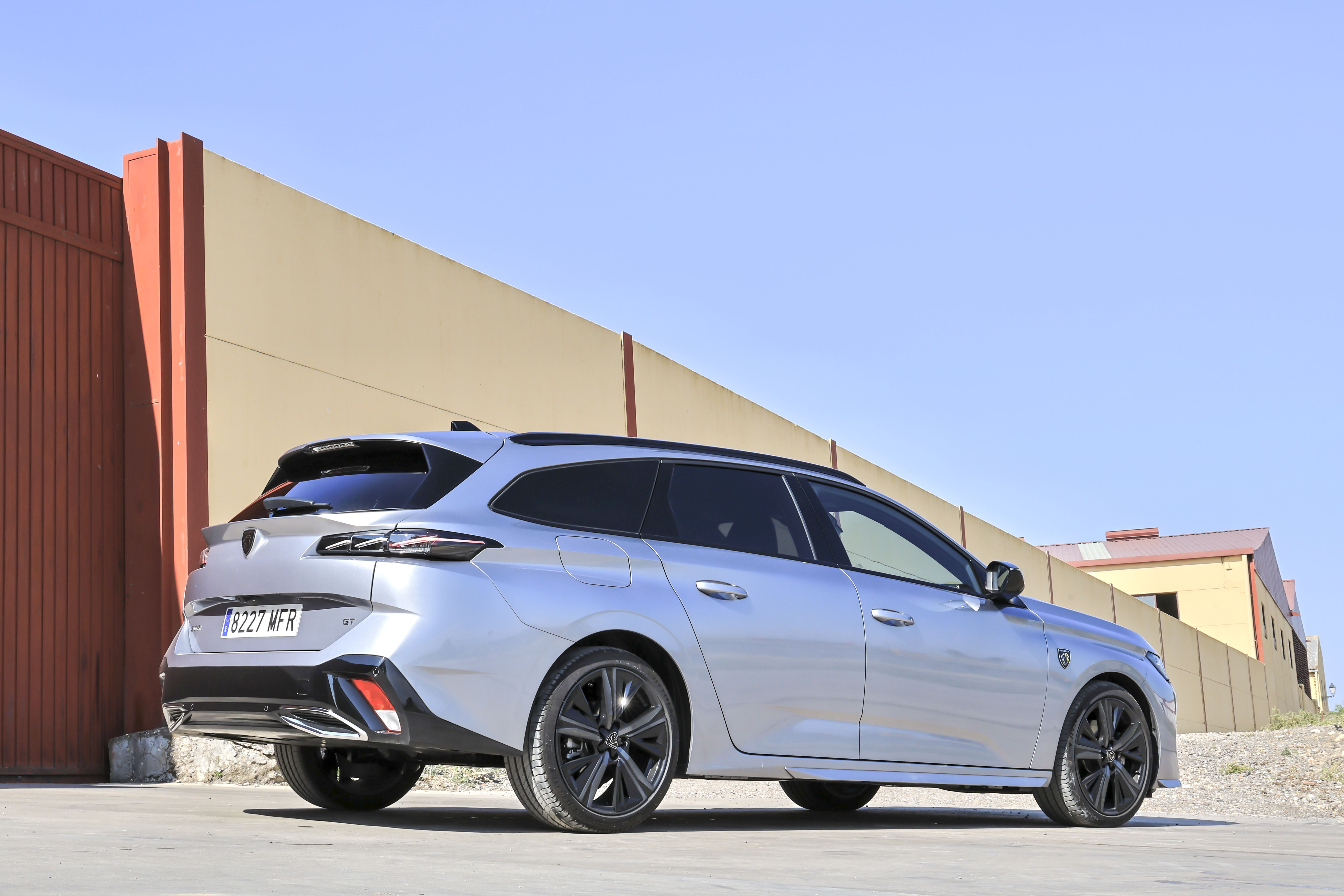 Peugeot 308 SW 1.5 BlueHDi EAT8