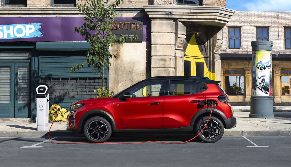 Es uno de los coches eléctricos más esperados de 2024 y acumula ya 10.000 reservas en solo un mes 