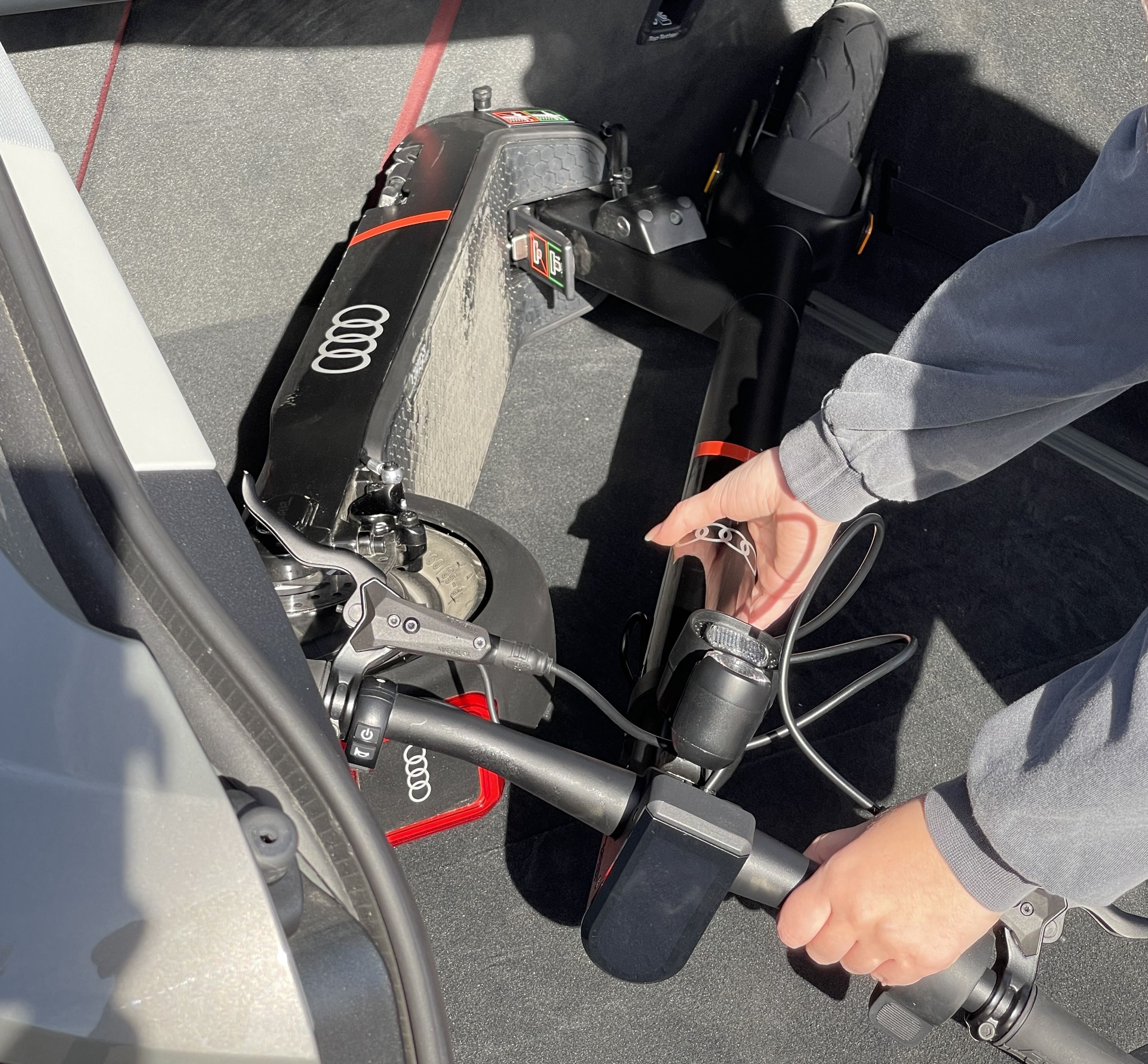 A prueba el patinete Audi Electric Kick Scooter by Egret