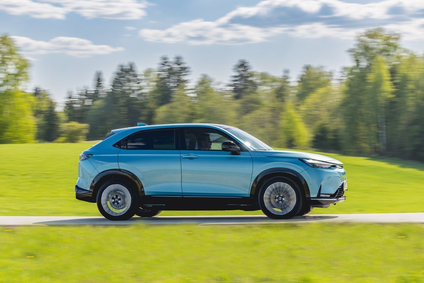 El Honda e:Ny1 es un nuevo SUV eléctrico que desearás tener, pero te costará comprar.