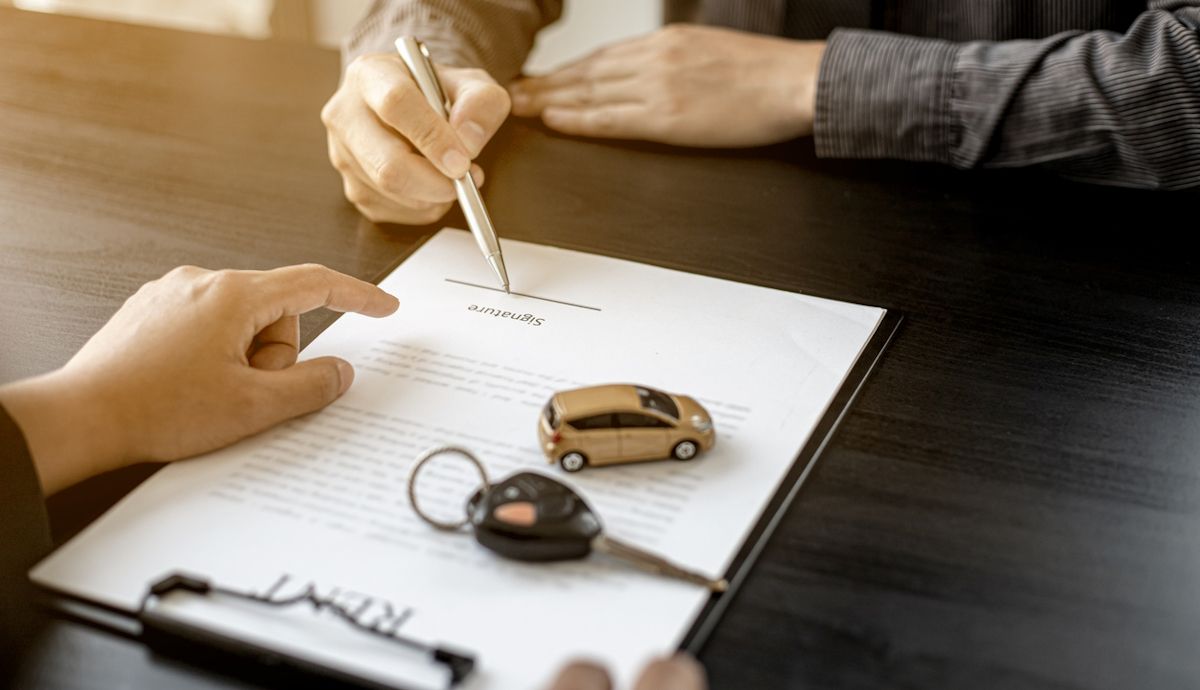 Si el coche tiene varios años la OCU recomienda contratar un seguro a terceros ampliado