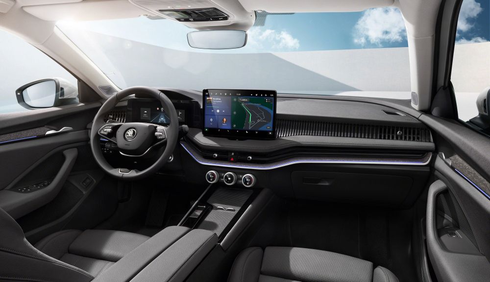 El interior del Skoda Superb 2024 se ha renovado por completo El interior del Skoda Superb 2024 se ha renovado por completo