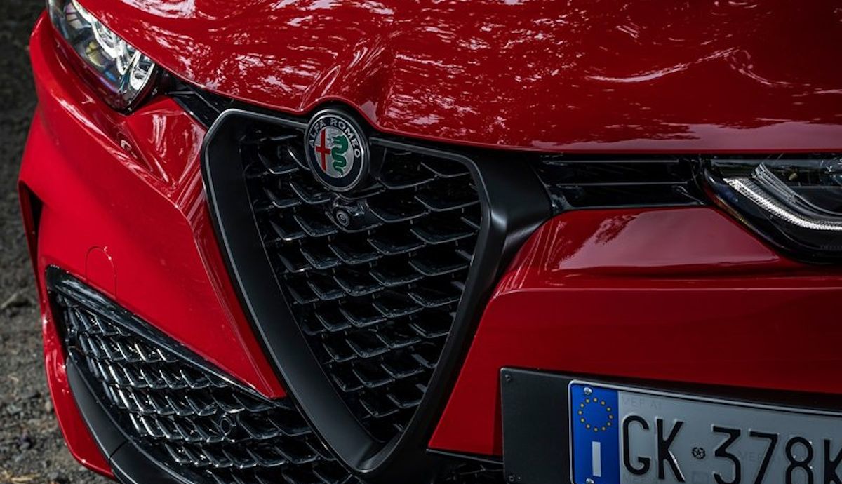 Alfa Romeo prepara un nuevo SUV y no uno cualquiera: va a ser sin duda una de las estrellas del año
