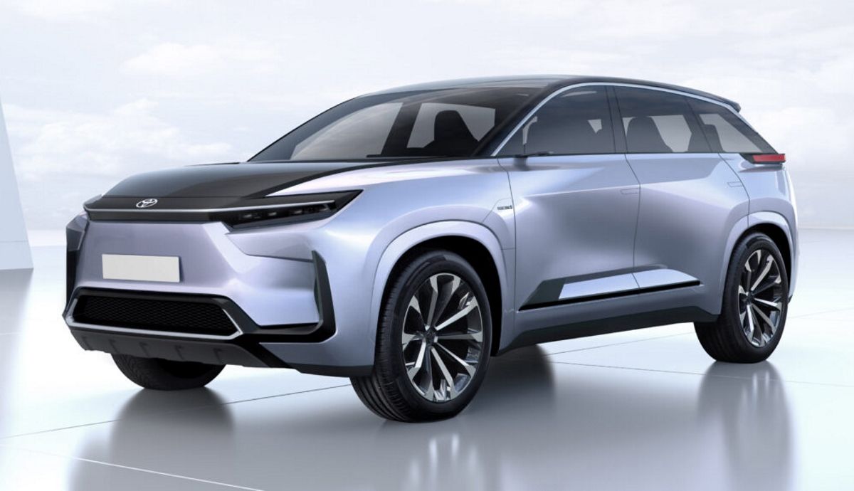 Si te gustan el C HR y el RAV4, este es el próximo SUV de Toyota que quiere conquistar el mundo