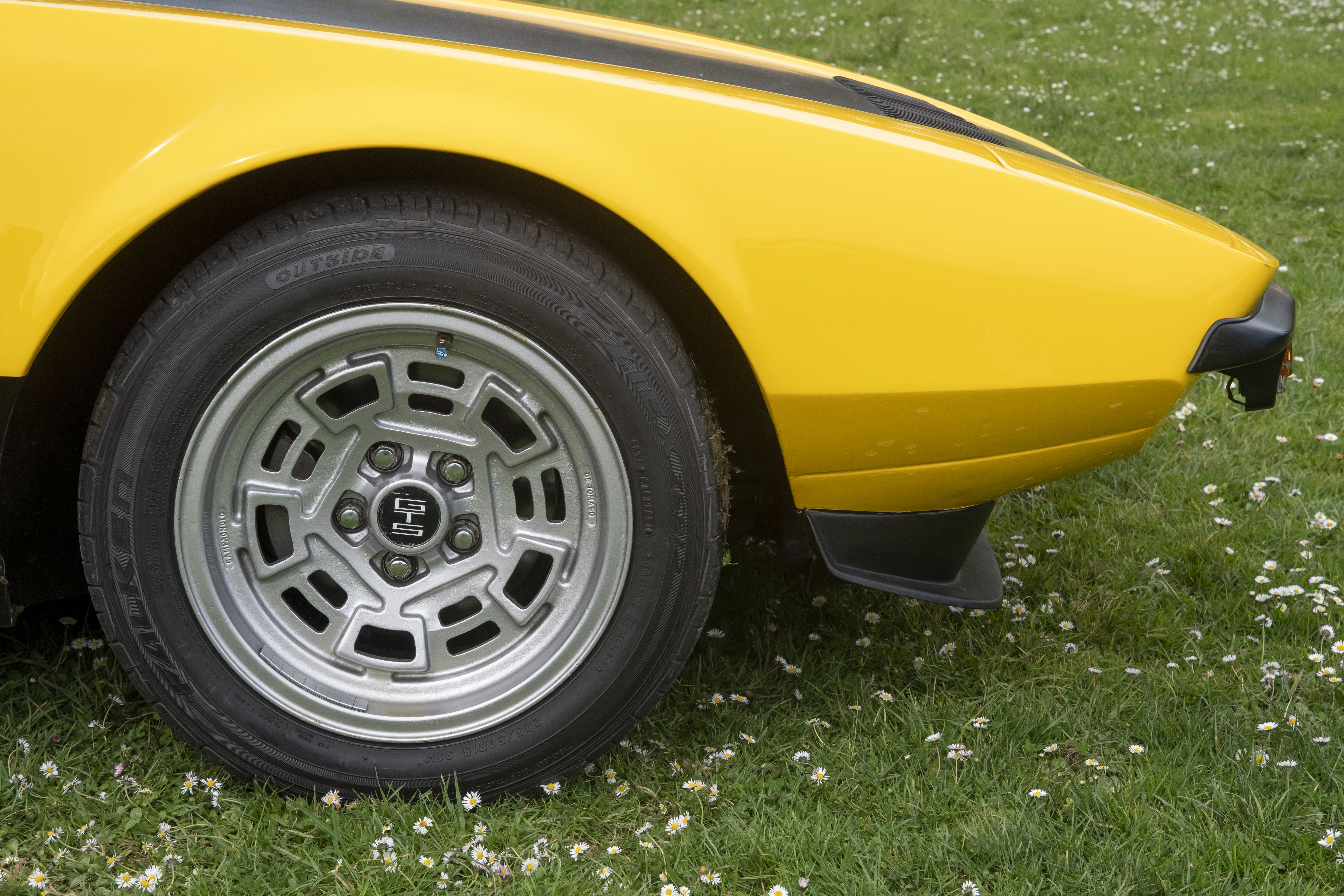 De Tomaso GTS