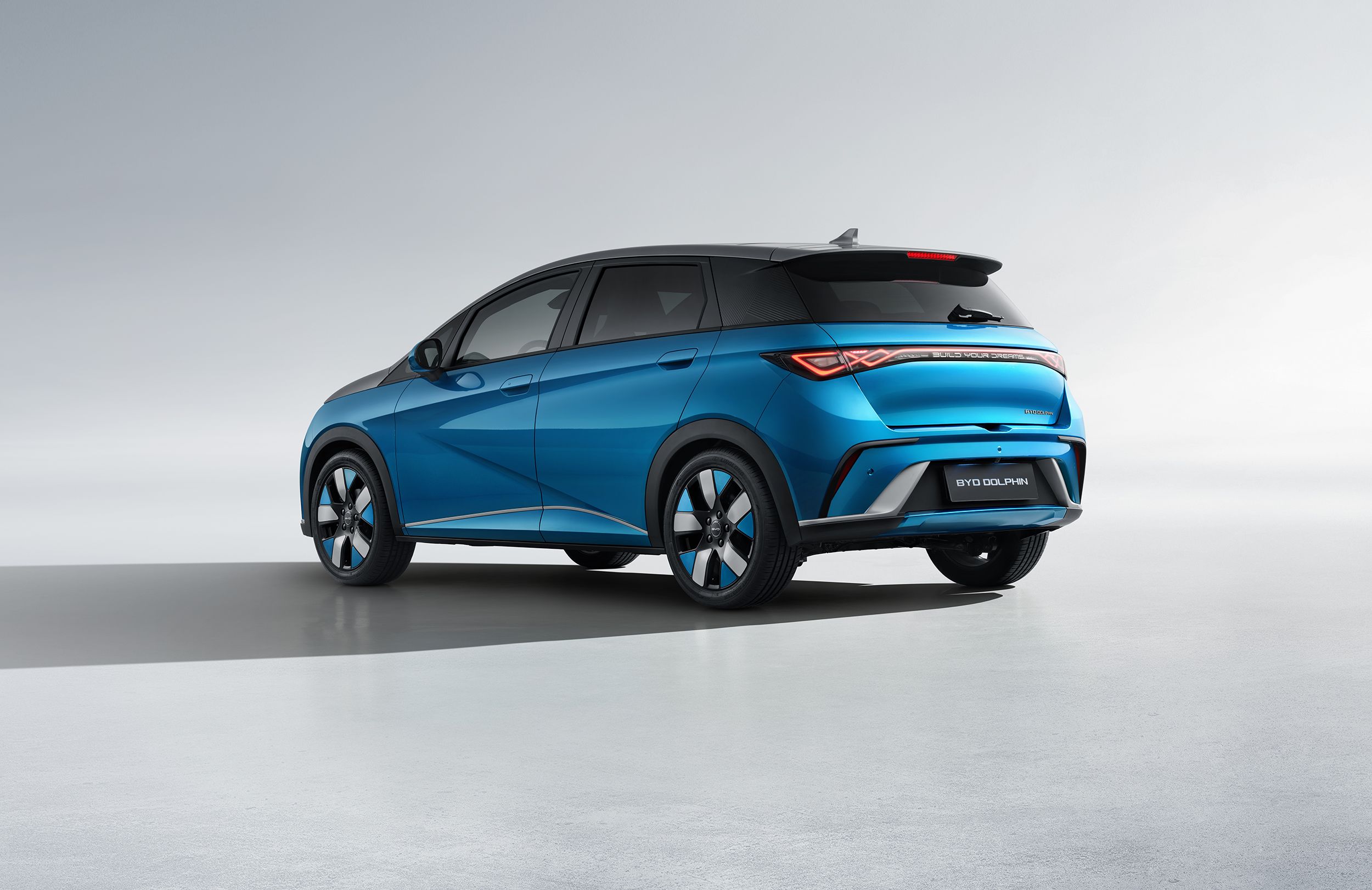 BYD Dolphin (5)