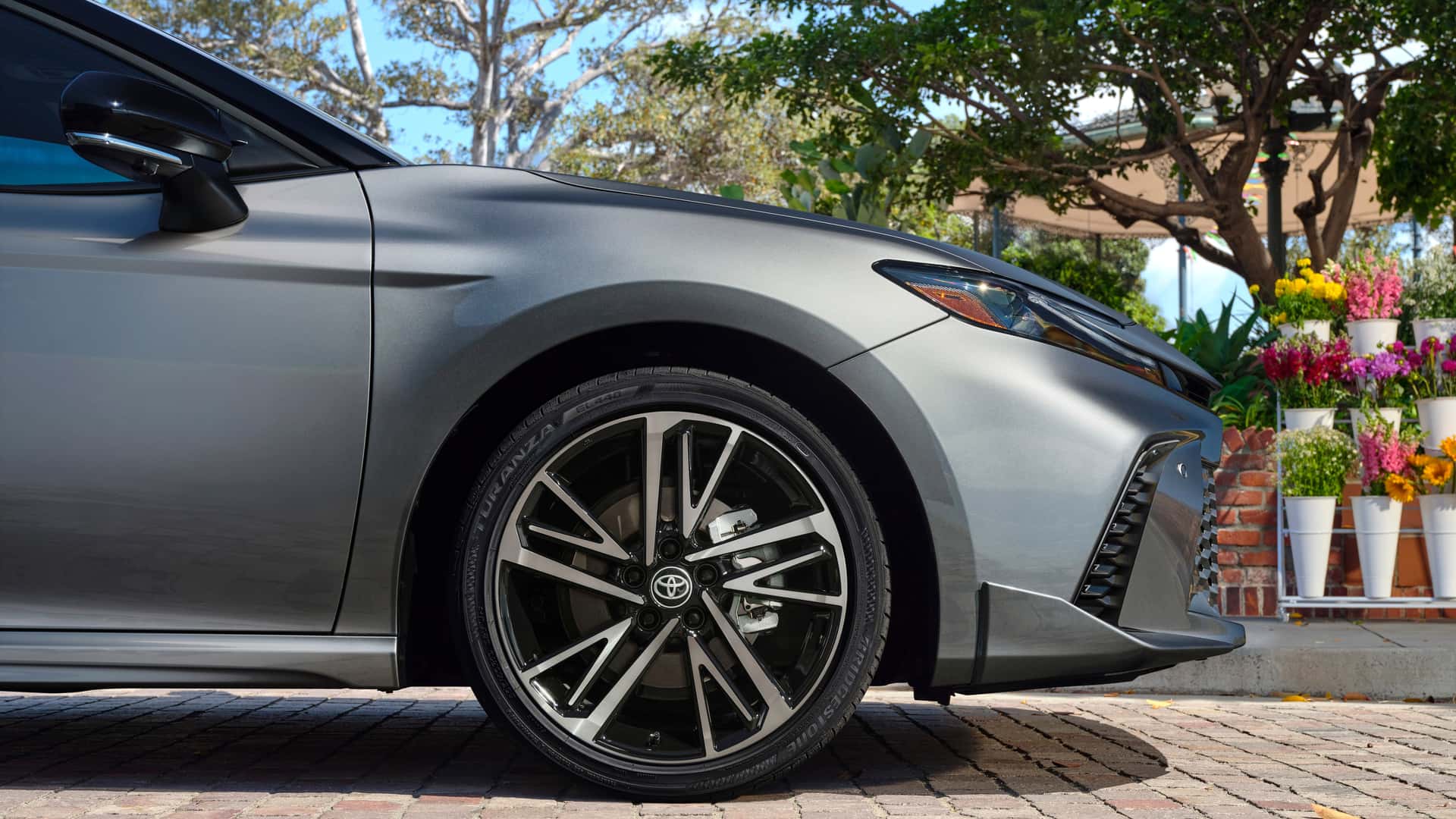 Toyota Camry 2025