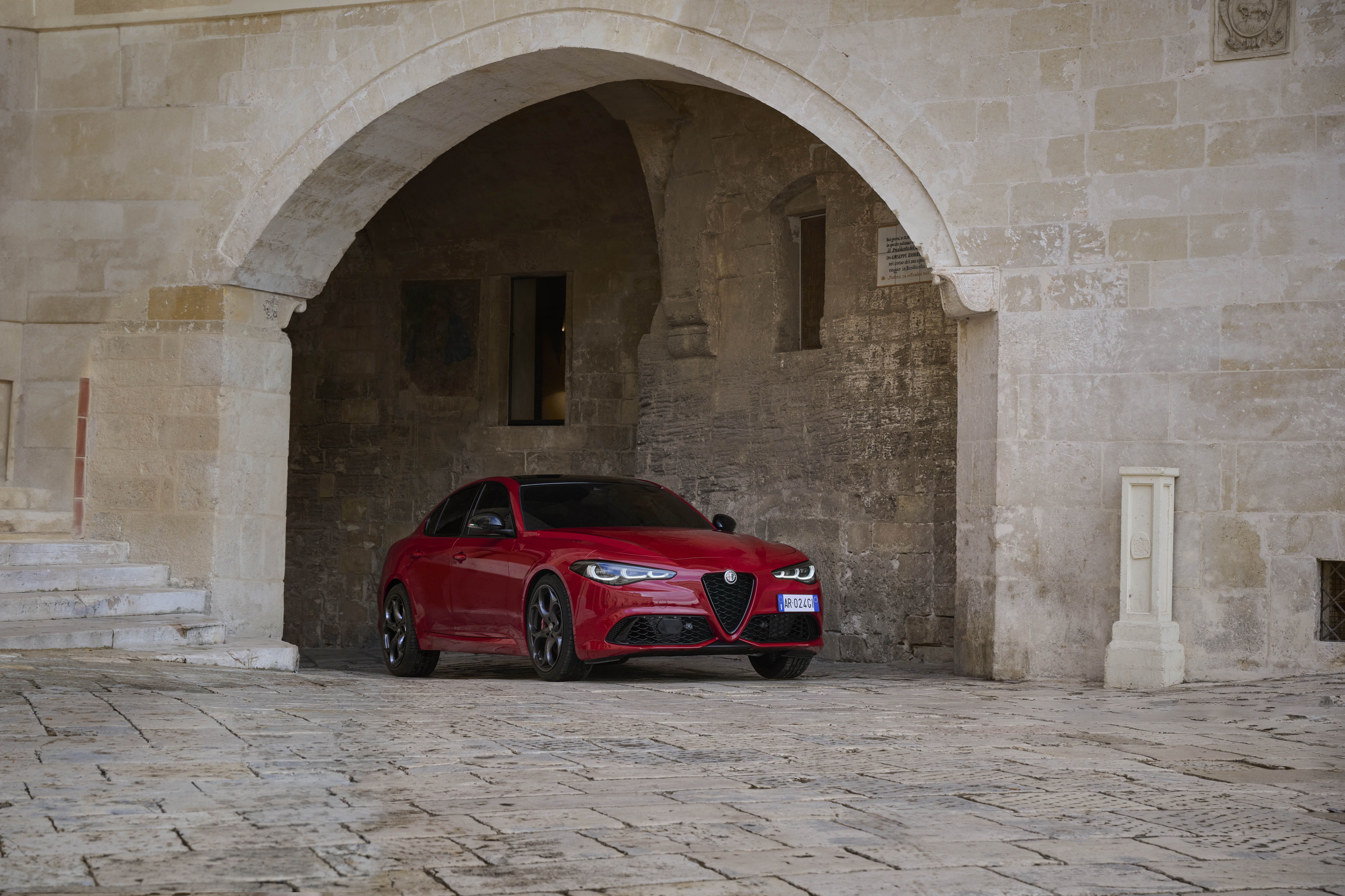 Giulia Tributo Italiano