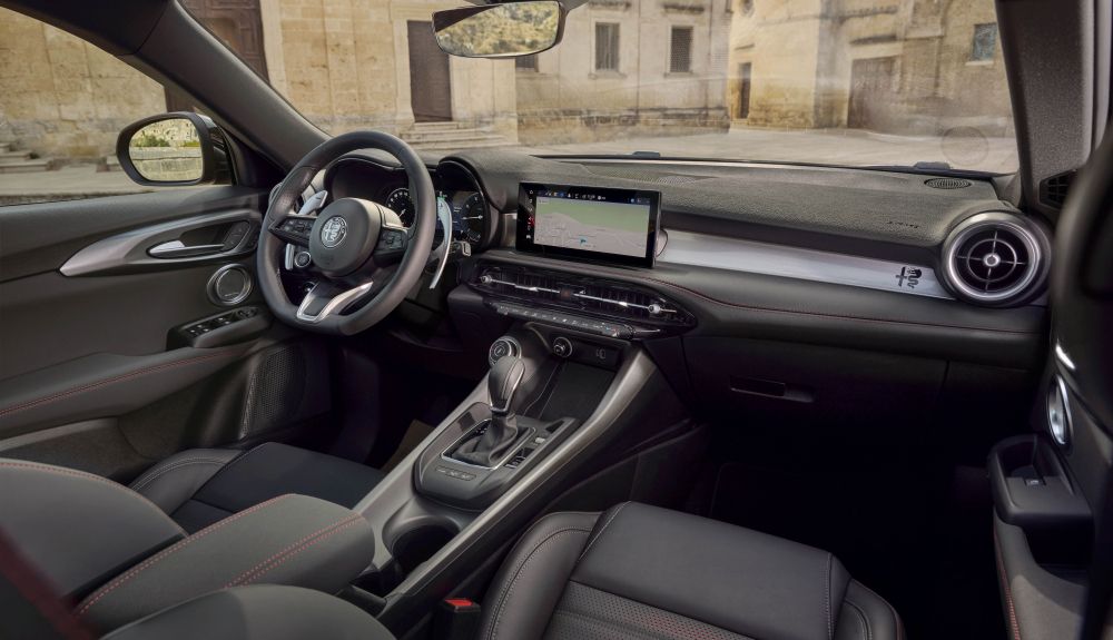 Los tres modelos Tributo Italiano incorporan detalles específicos y exclusivos en el interior Los tres modelos Tributo Italiano incorporan detalles específicos y exclusivos en el interior