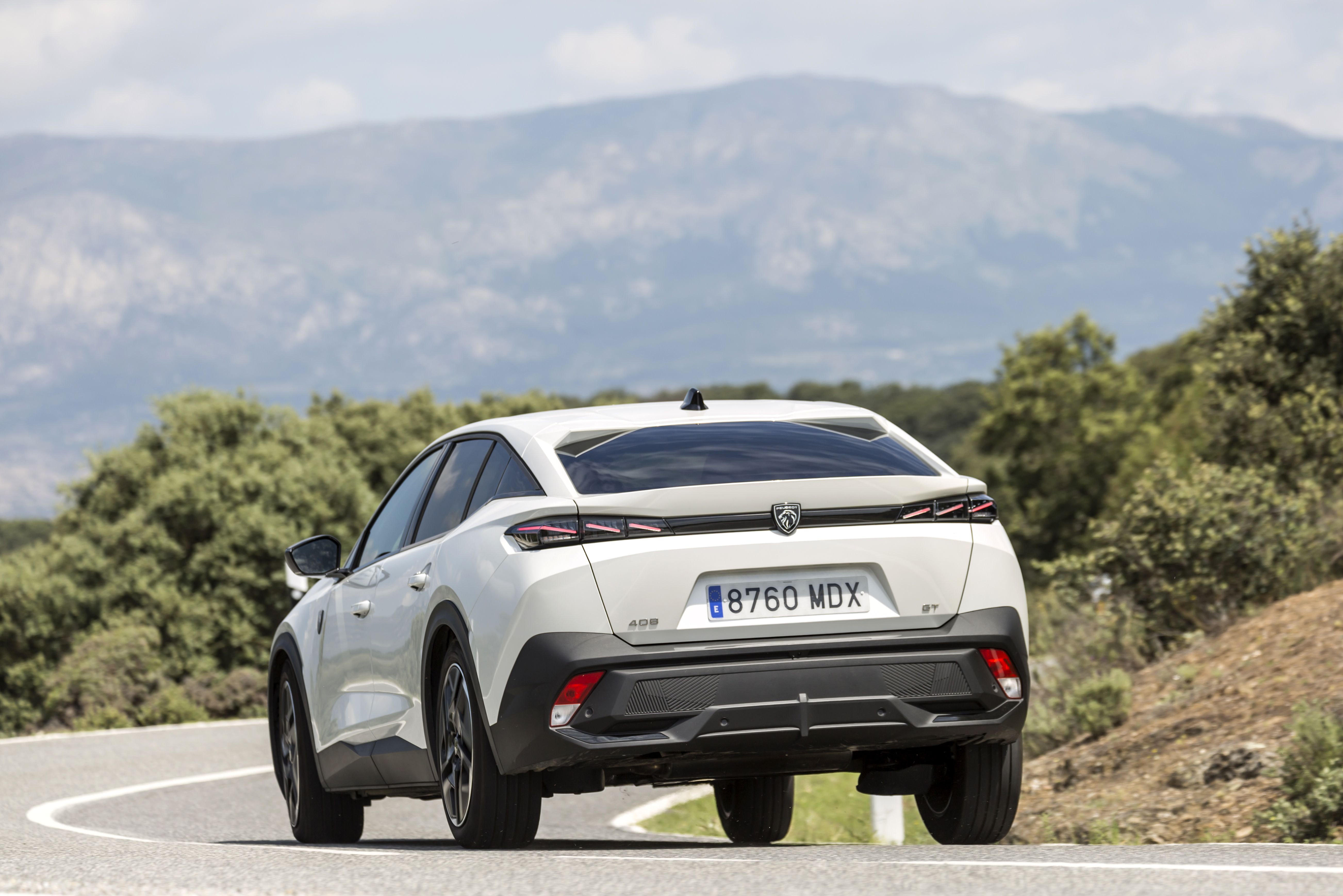 Peugeot 408 1.2 PureTech