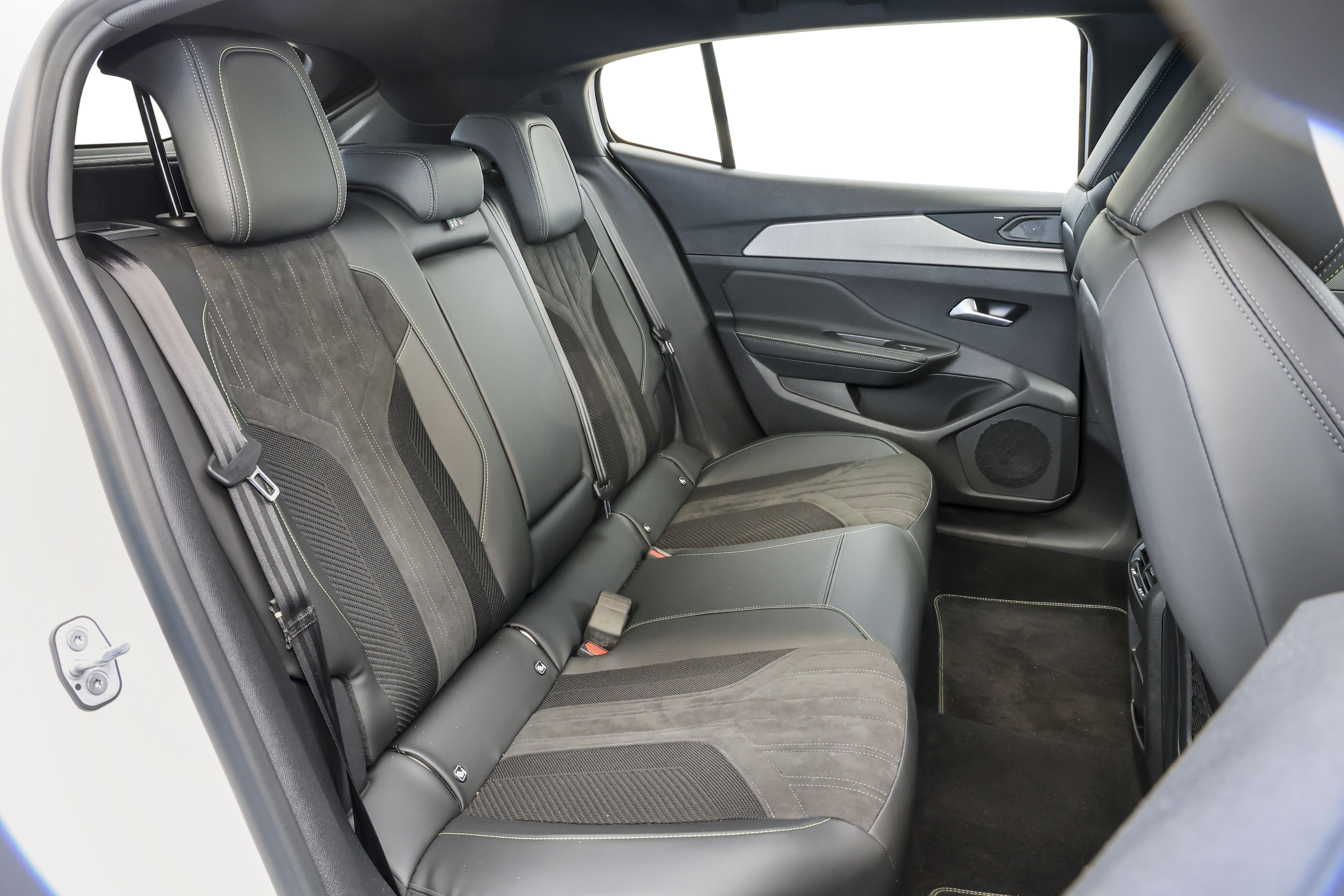 Peugeot 408 1.2 PureTech