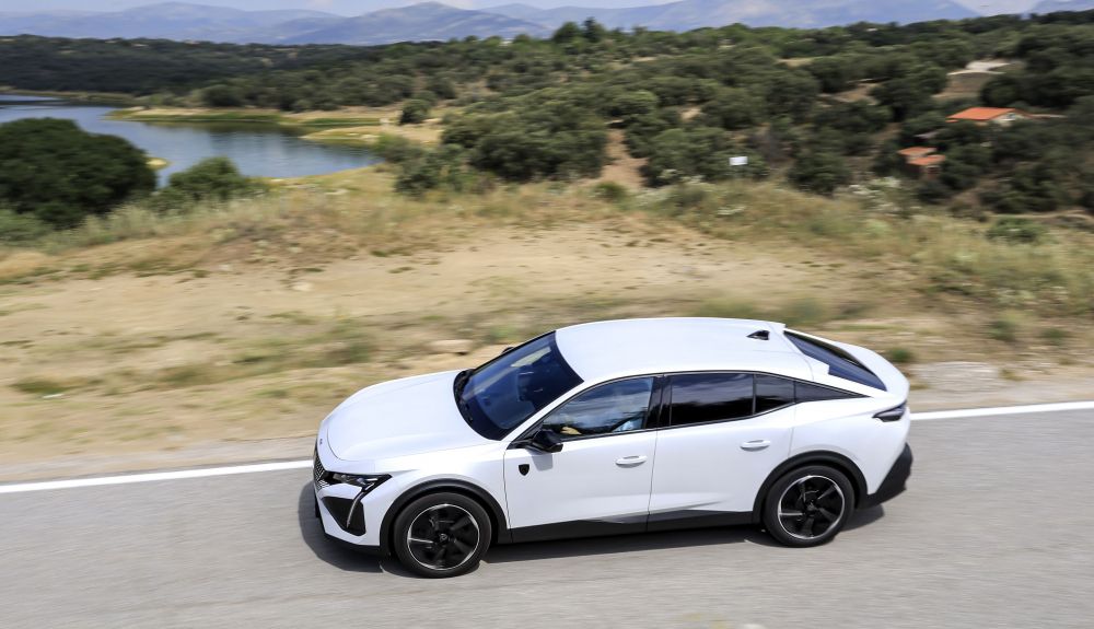 Peugeot 408 1.2 PureTech