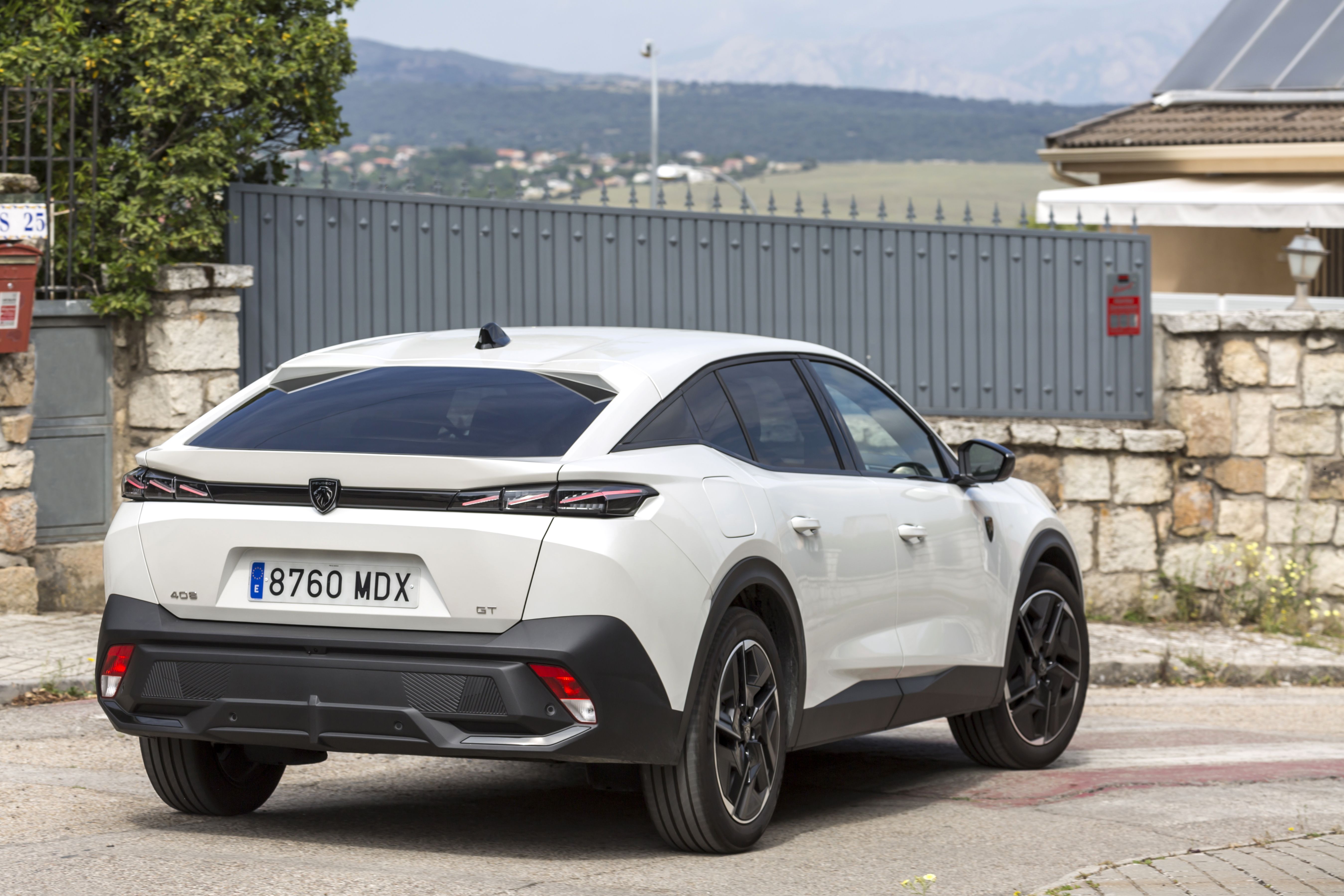 Peugeot 408 1.2 PureTech