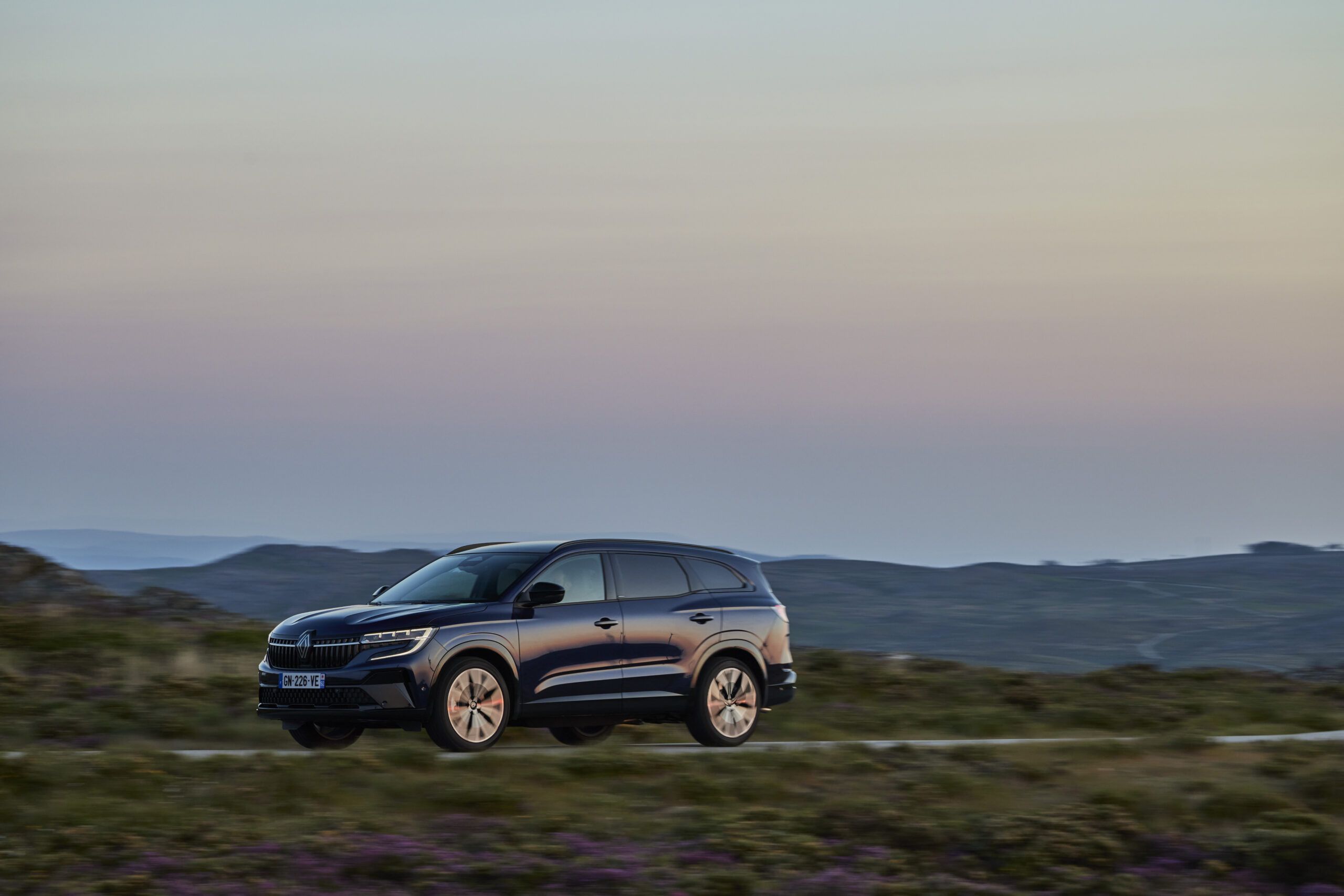 Renault Espace E-Tech Full Hybrid 200 CV
