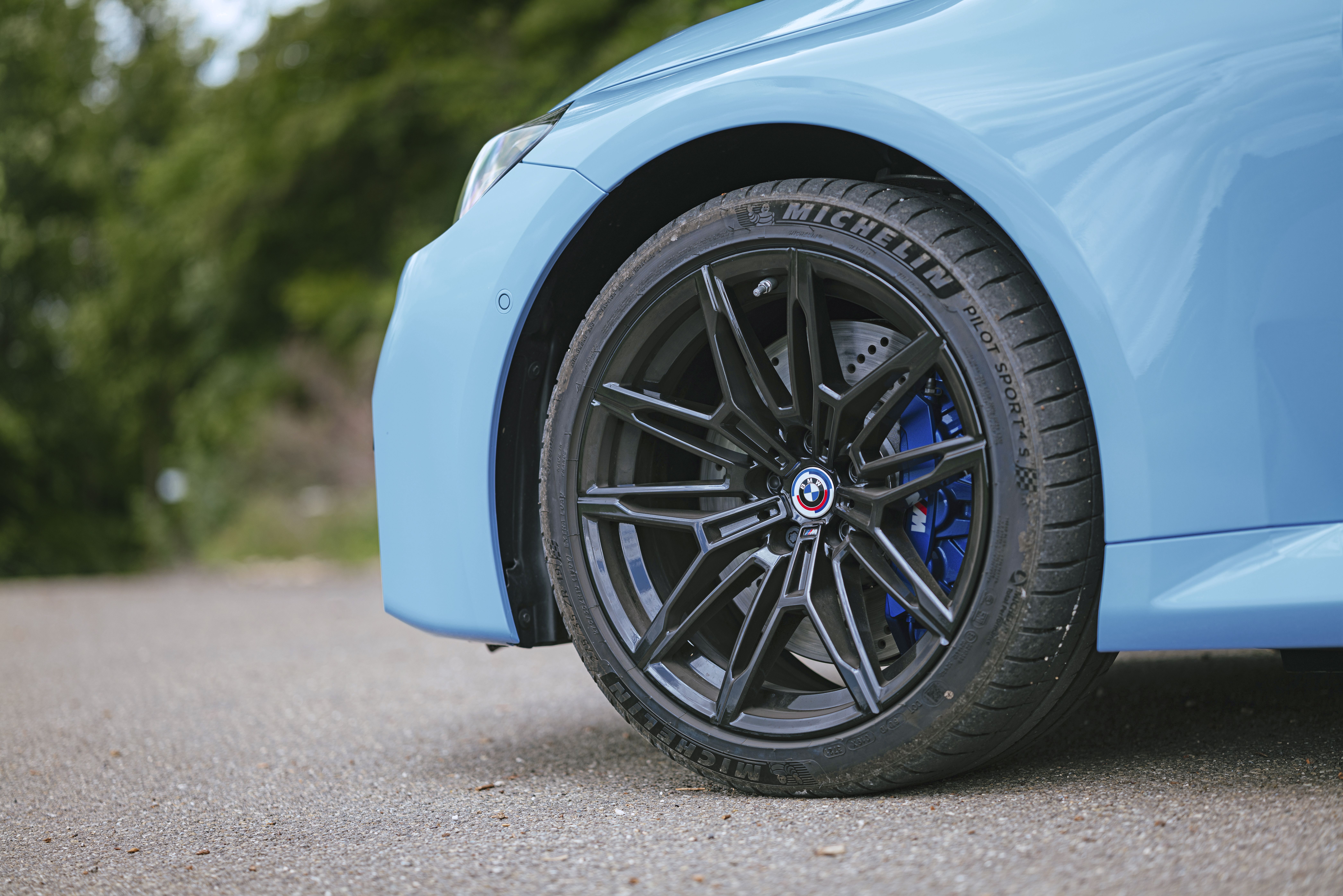 BMW M2 Coupé Automático vs Porsche 718 Cayman GTS 4.0