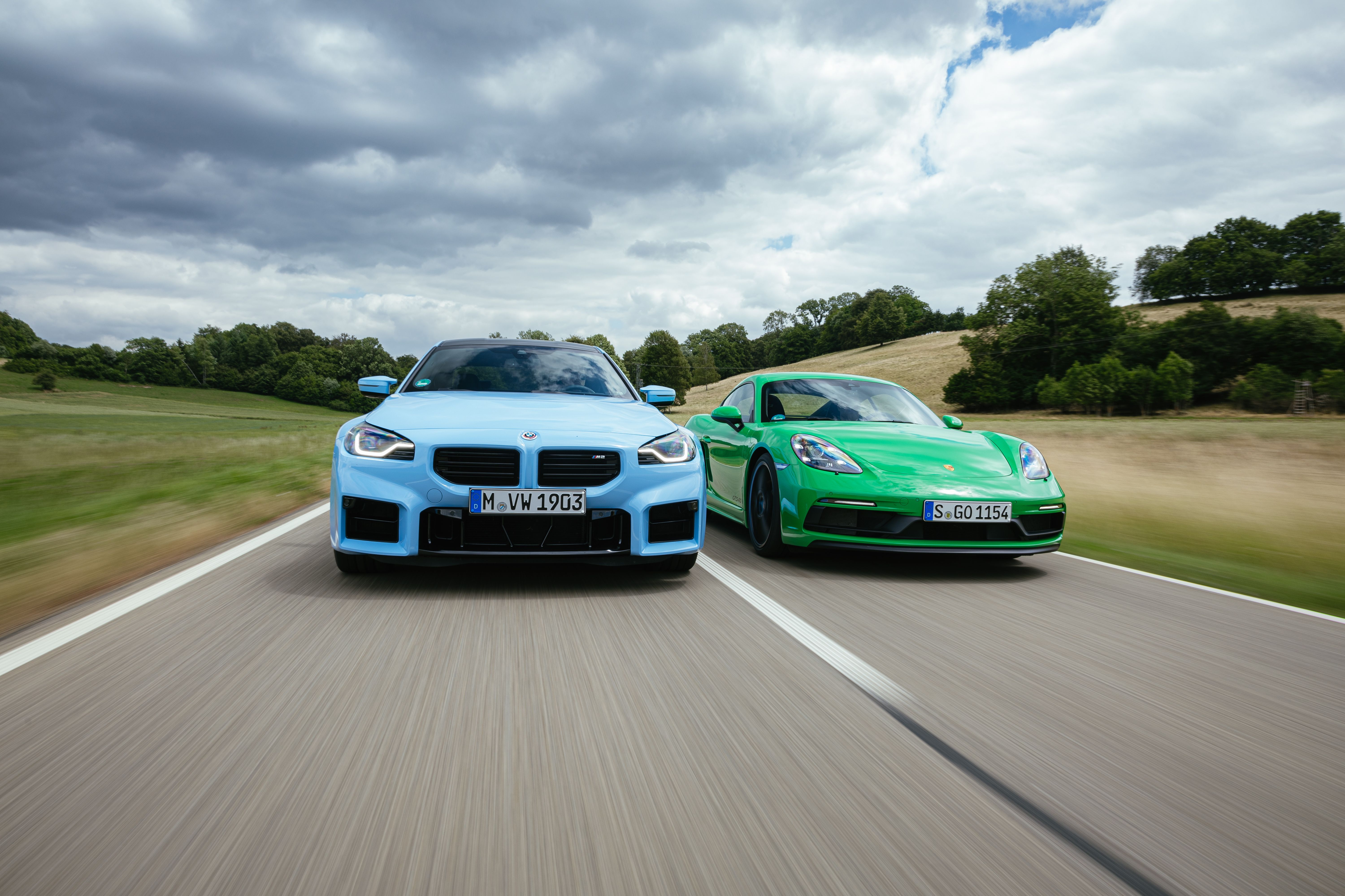 BMW M2 Coupé Automático vs Porsche 718 Cayman GTS 4.0