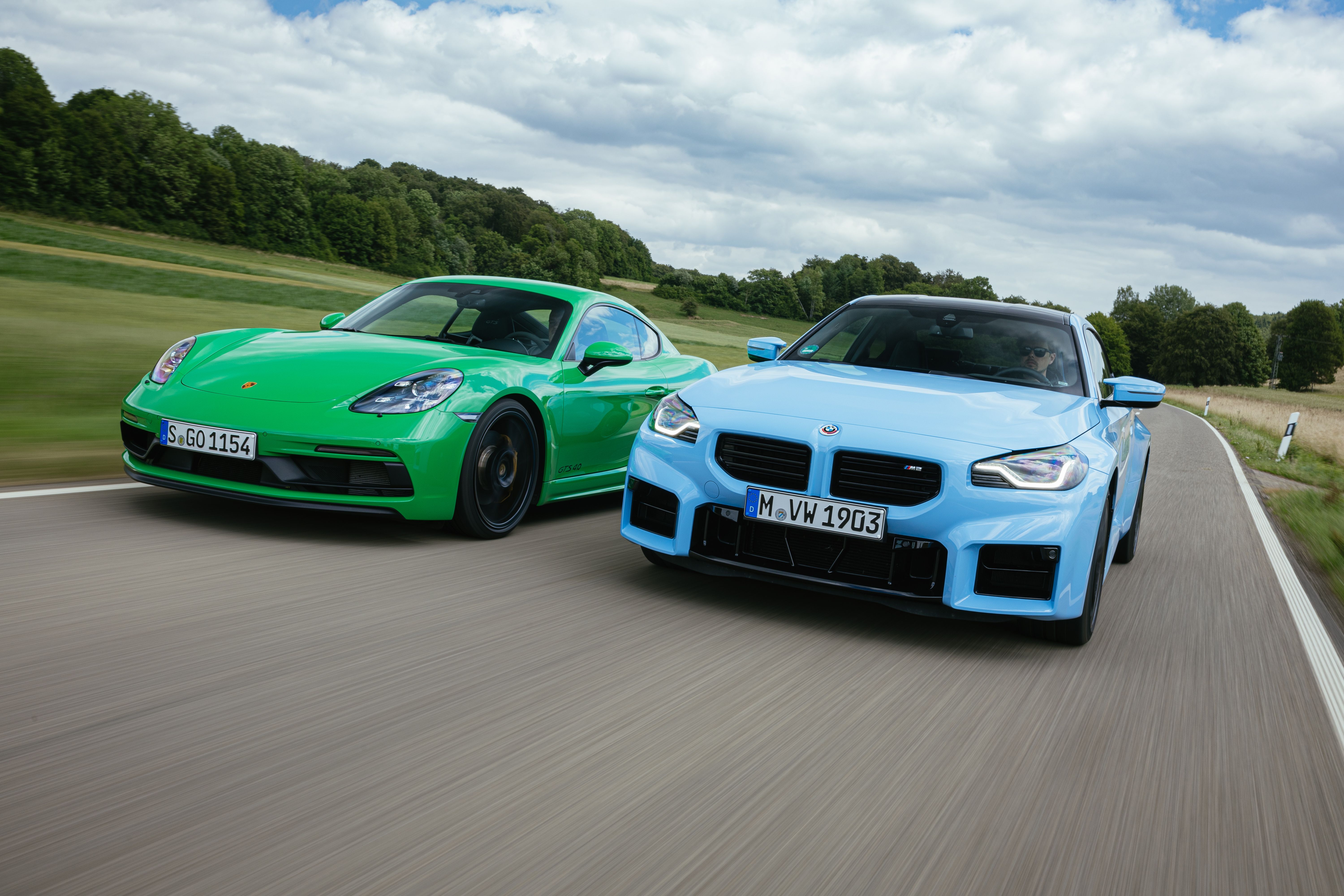 BMW M2 Coupé Automático vs Porsche 718 Cayman GTS 4.0
