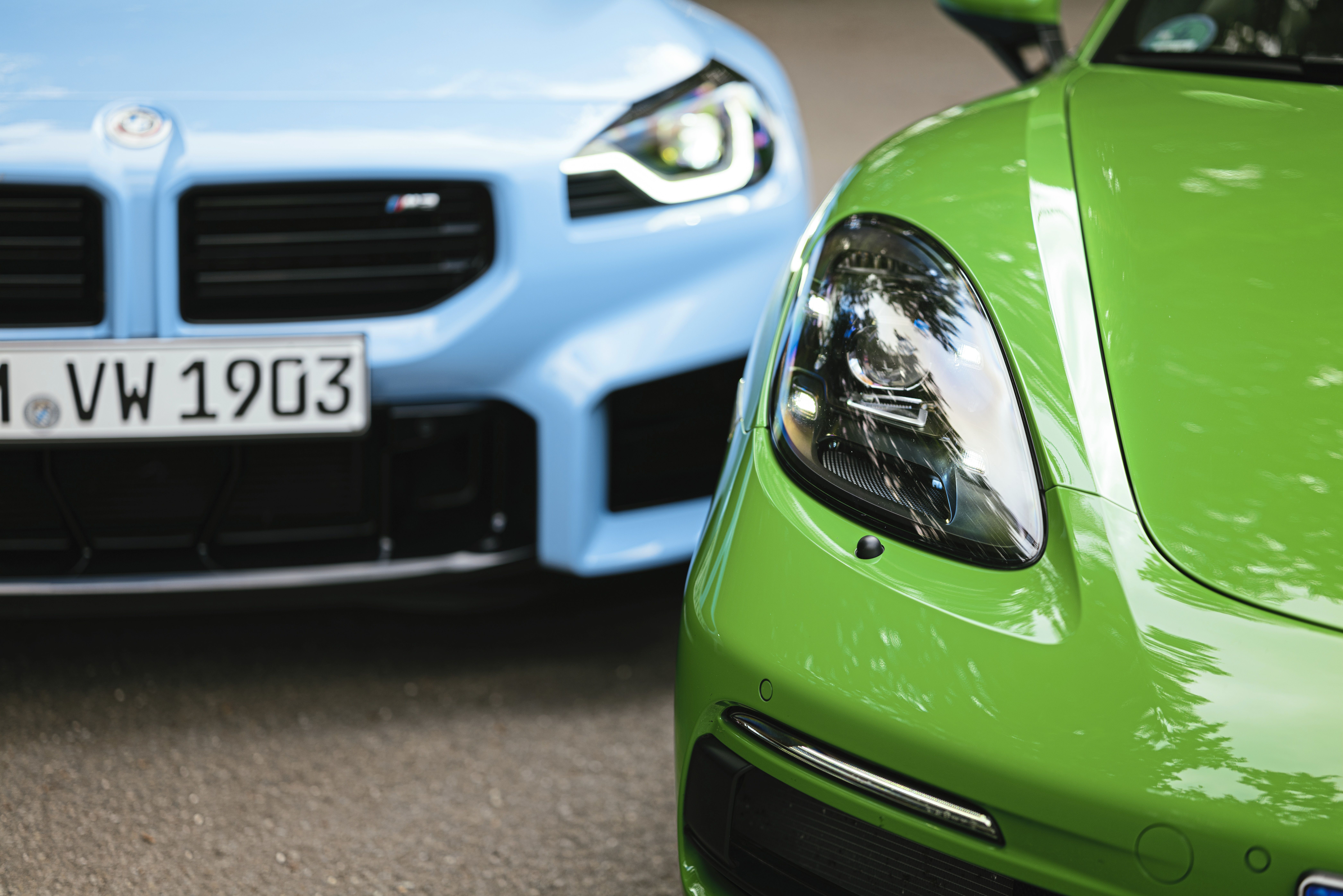 BMW M2 Coupé Automático vs Porsche 718 Cayman GTS 4.0