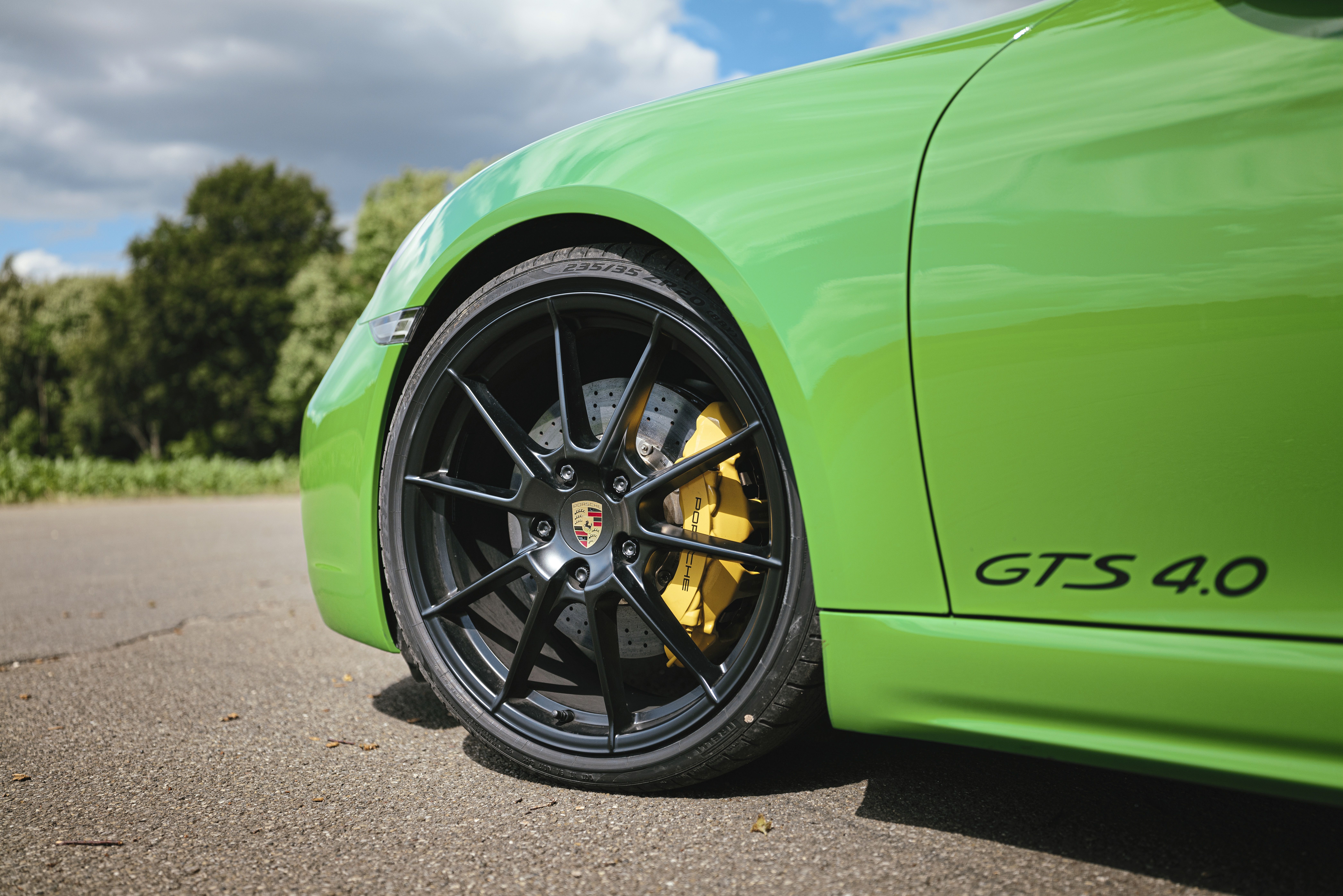 BMW M2 Coupé Automático vs Porsche 718 Cayman GTS 4.0