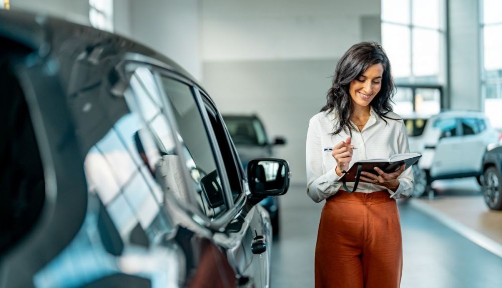 Estos son los consejos de la OCU para ahorrar ya más de un 30% en la compra de un coche nuevo Estos son los consejos de la OCU para ahorrar ya más de un 30% en la compra de un coche nuevo