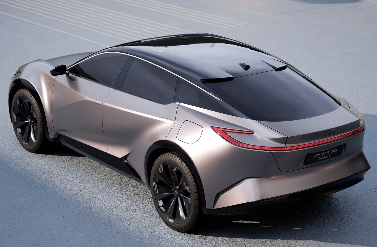 El nuevo coche eléctrico de Toyota podría basar su diseño en este Sport Crossover Concept presentado en 2023